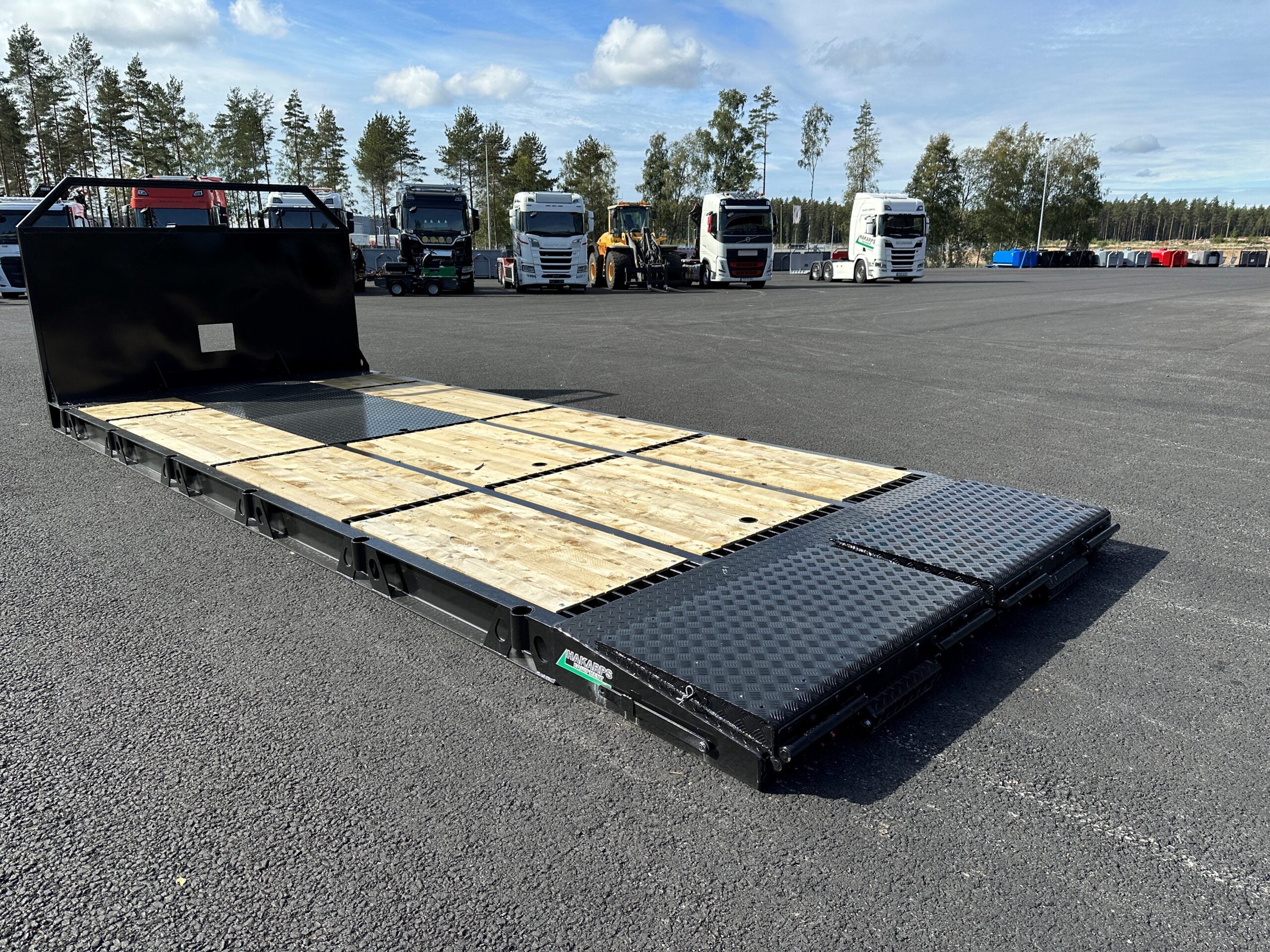 Maskinflak med stegar och sandwich ramp