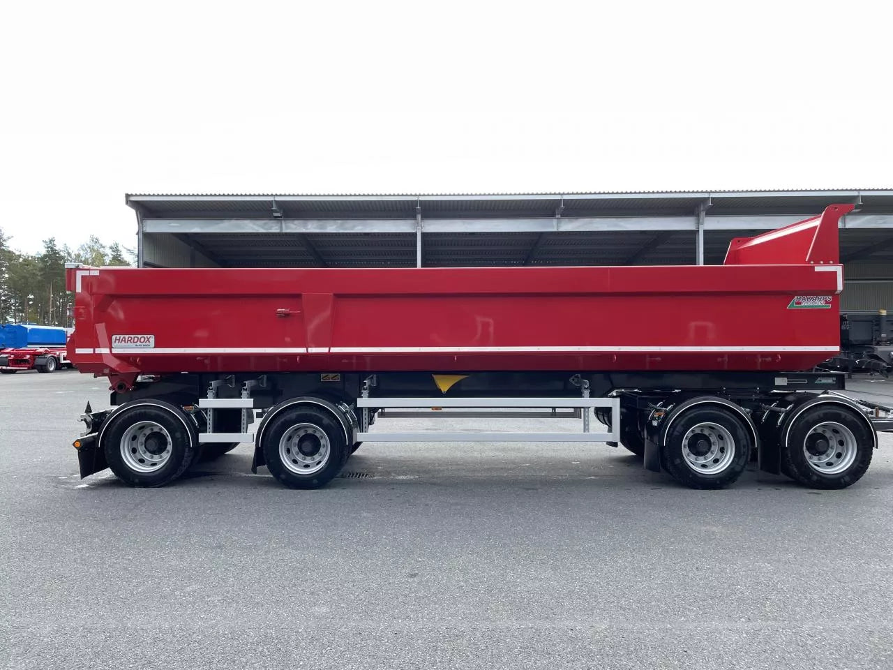 38 tons dumpervagn med skjutbar dragstång