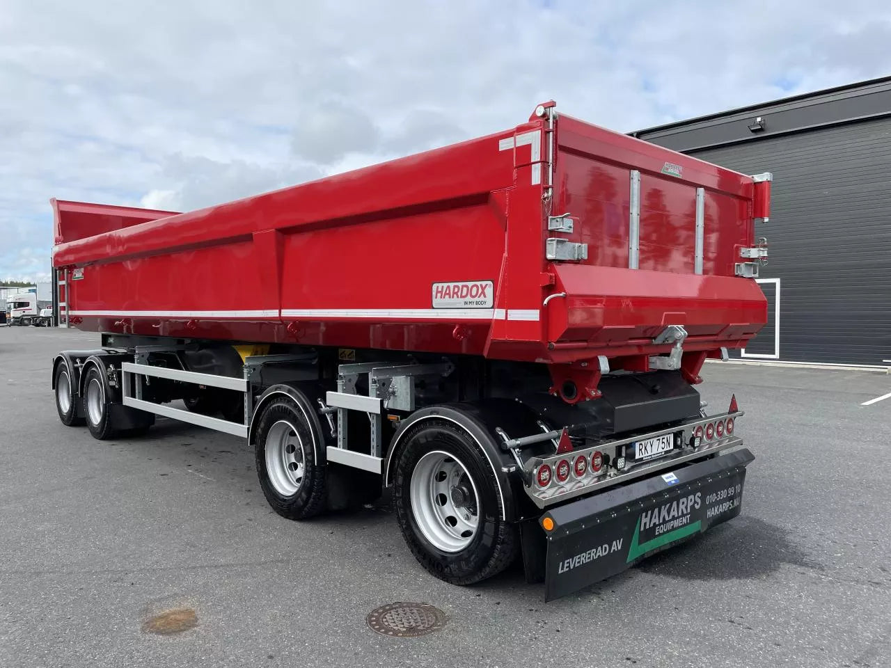 38 tons dumpervagn med skjutbar dragstång