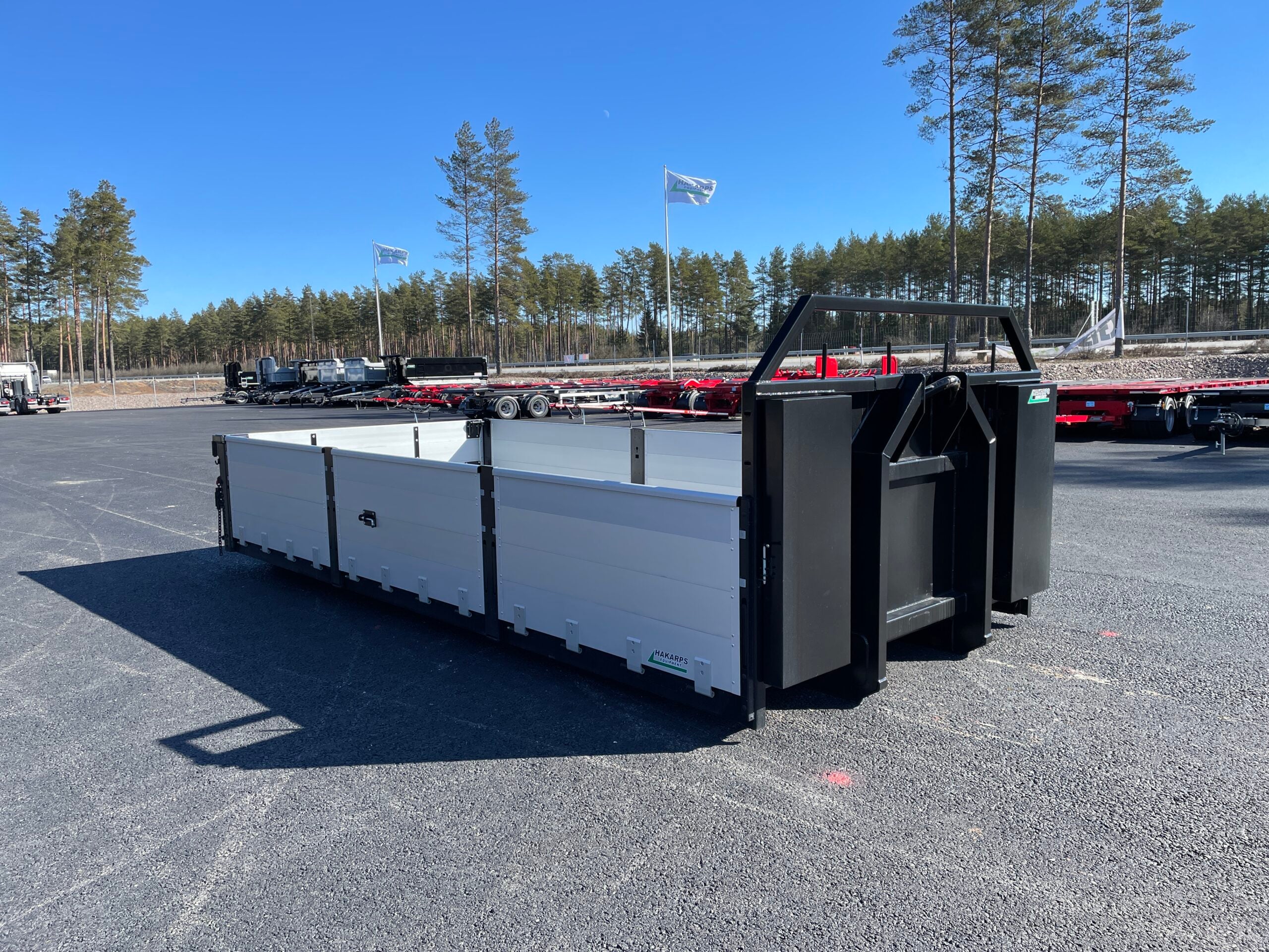Lastväxlarflak med aluminiumlämmar grusförstärkt