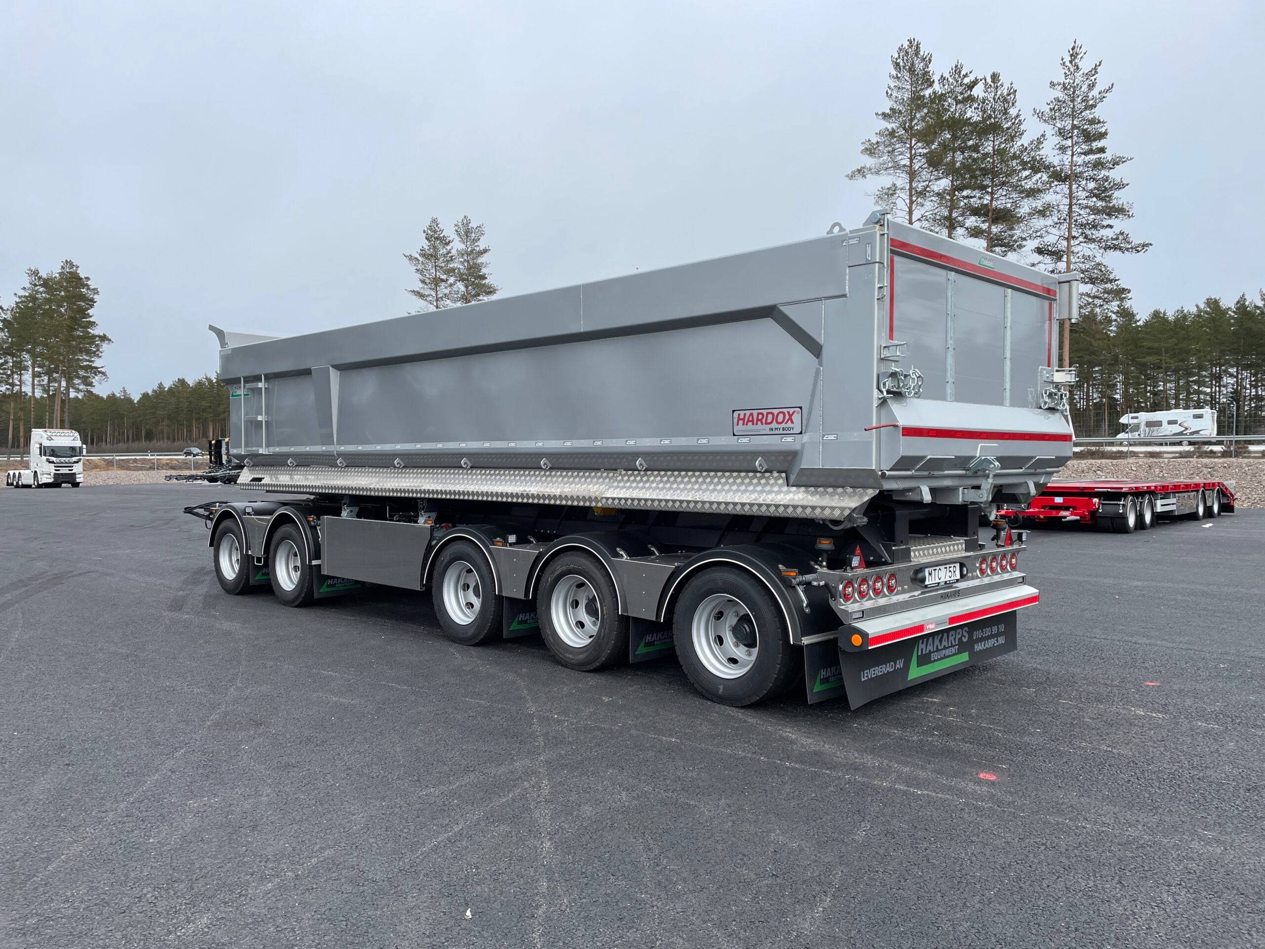 42 tons dumpervagn med låsbar vändkrans + skjutbar boggie