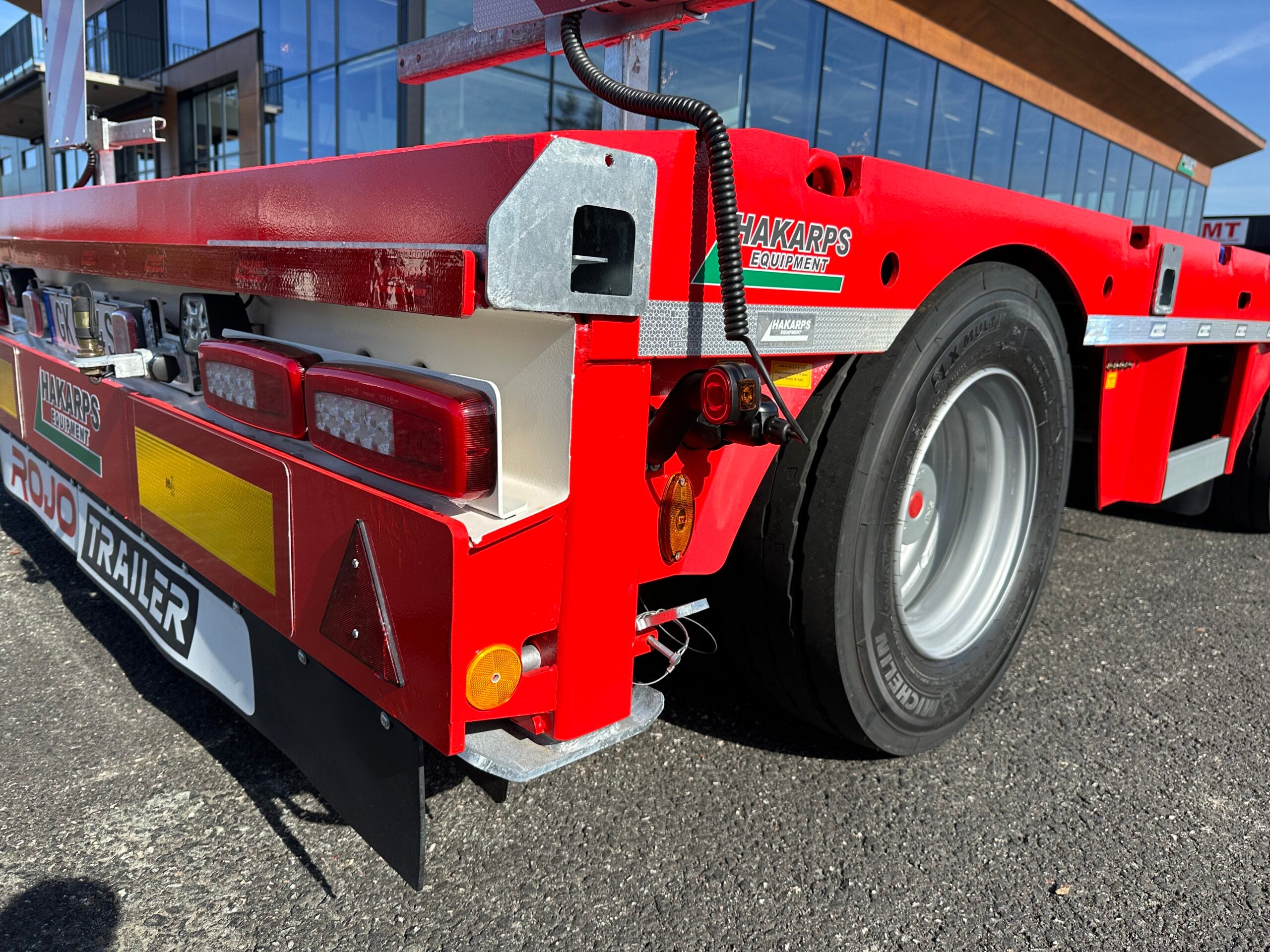 ROJO 4-axlad 18,5m jumbotrailer 9m trombon