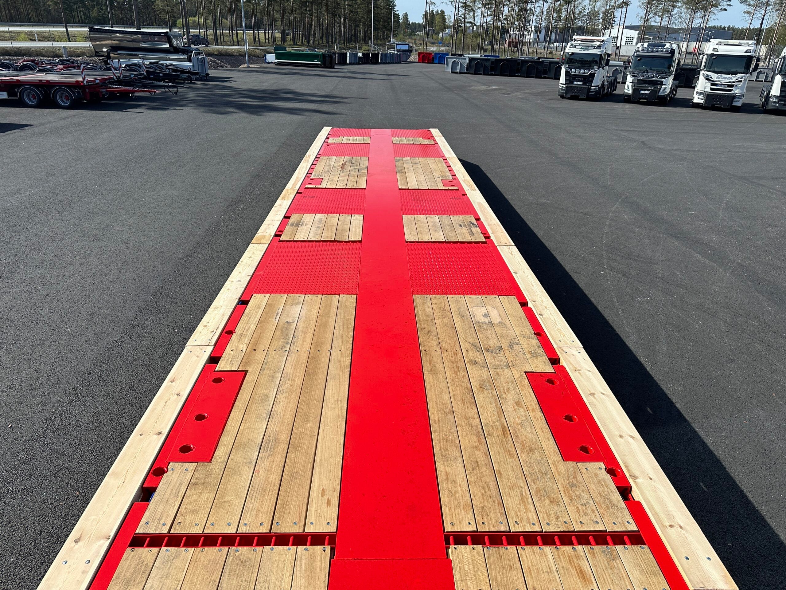 ROJO 4-axlad 18,5m jumbotrailer 9m trombon