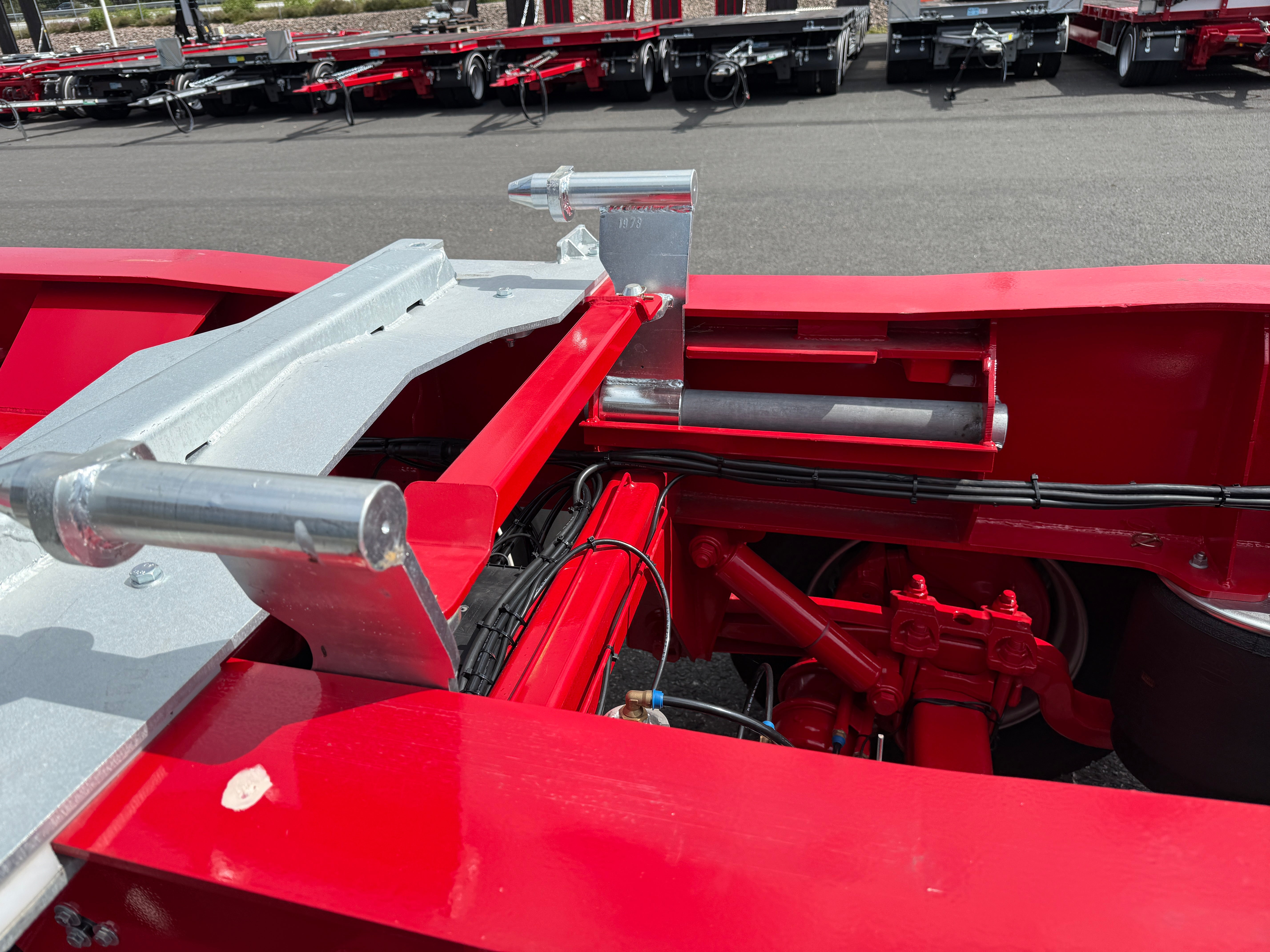 5 axlad 42 tons lastväxlarvagn med hydraulisk skjutkolv