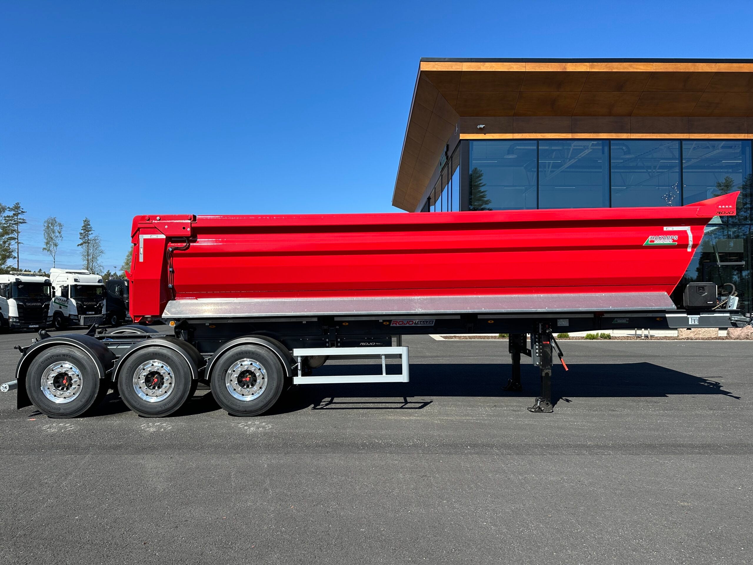 ROJO - Tipptrailer med skjutbar trippel