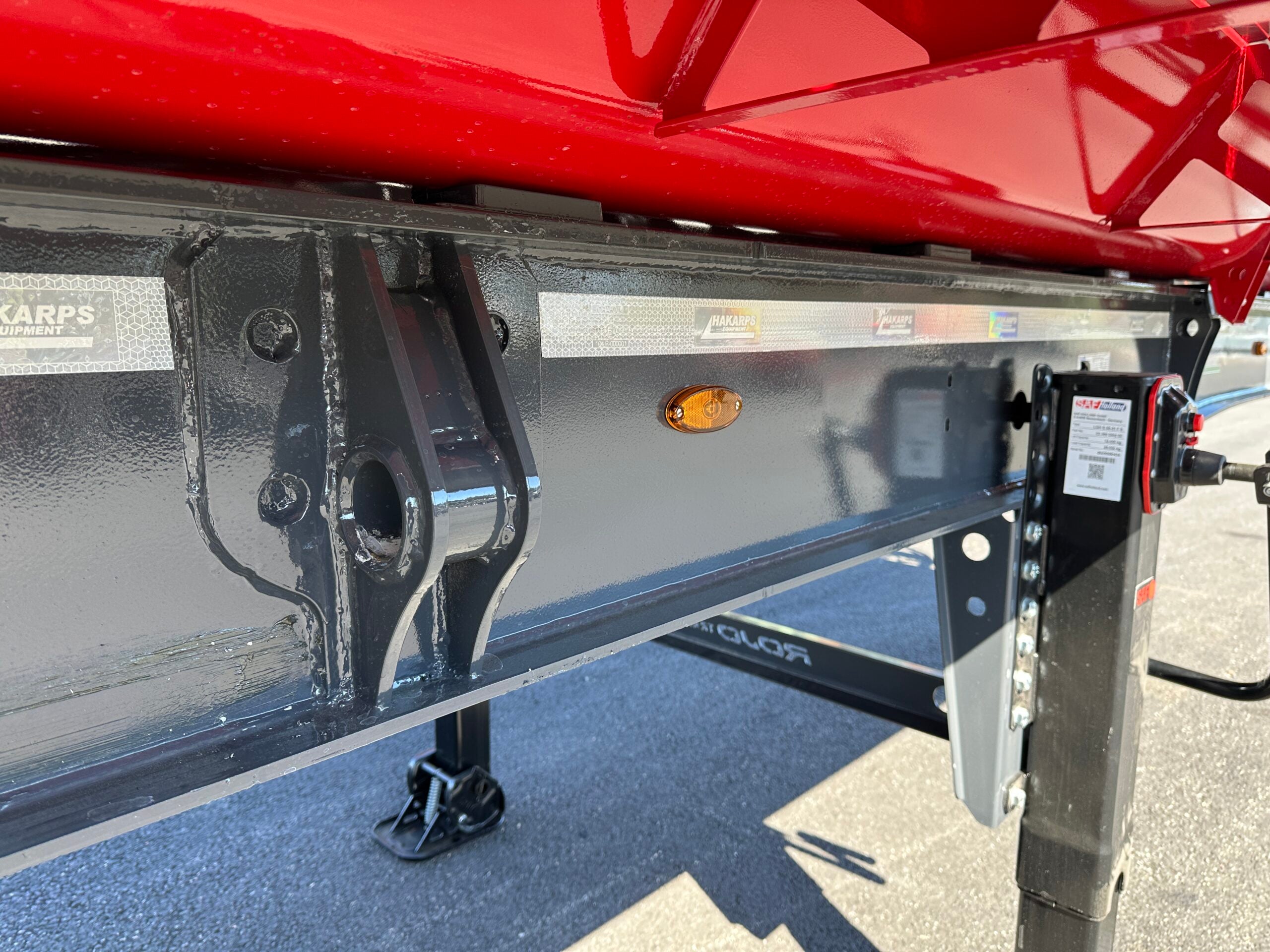ROJO - Tipptrailer med skjutbar trippel