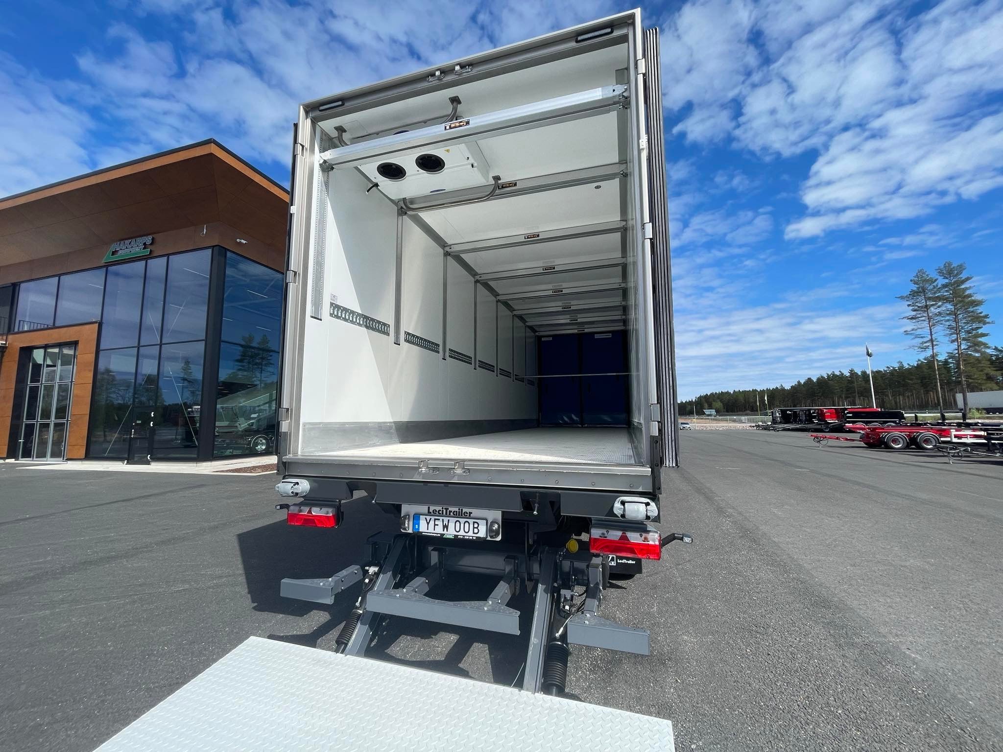 LECI Trailer Citytrailer FRC 27 pall dubbel temp, bommar