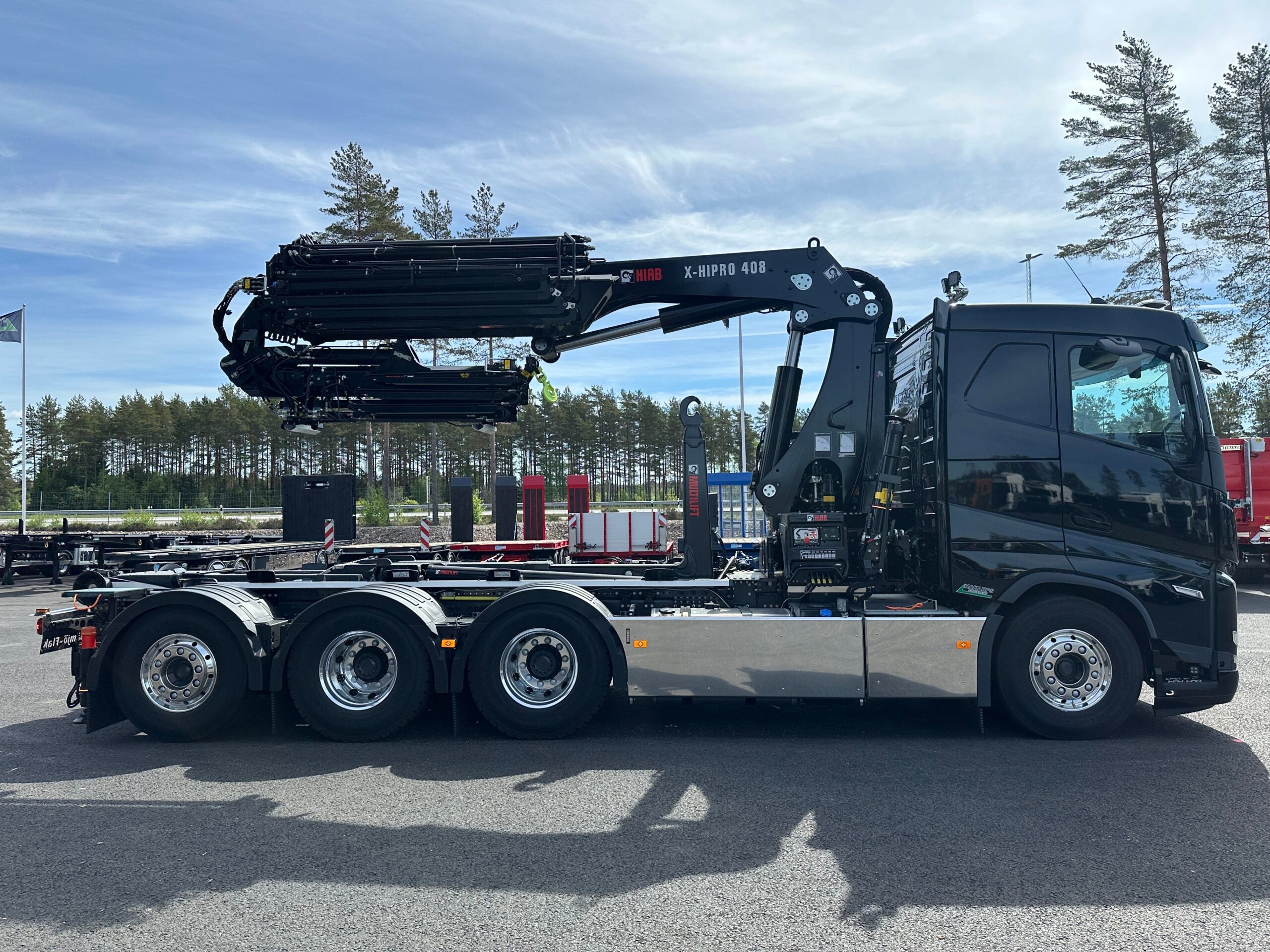 Volvo FH500 Tridem kranväxlare Hiab 408 E6 med jibb