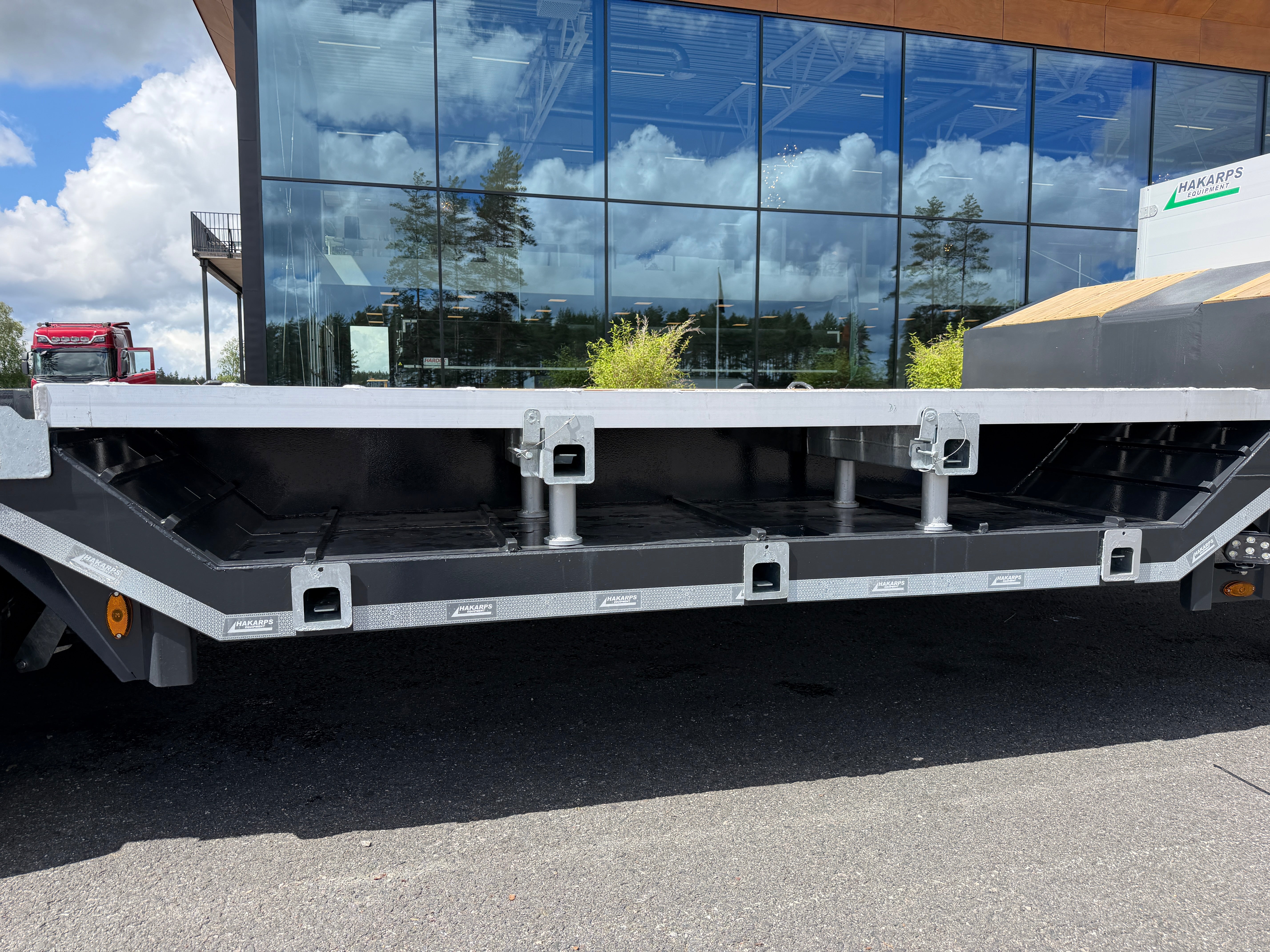 4 axlad ROJO 18,5m jumbotrailer med hjulfickor 38 tons skattevikt