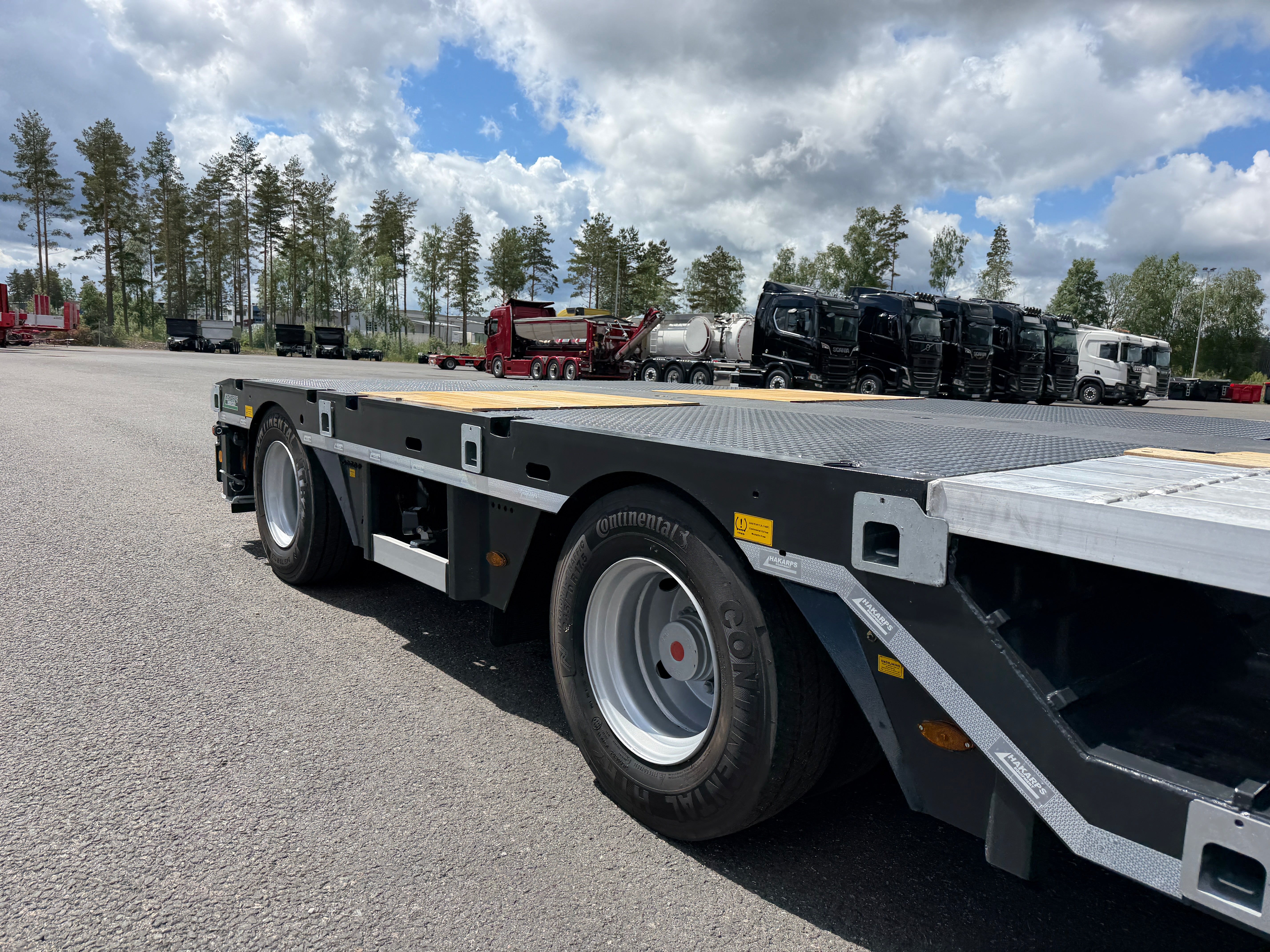 4 axlad ROJO 18,5m jumbotrailer med hjulfickor 38 tons skattevikt