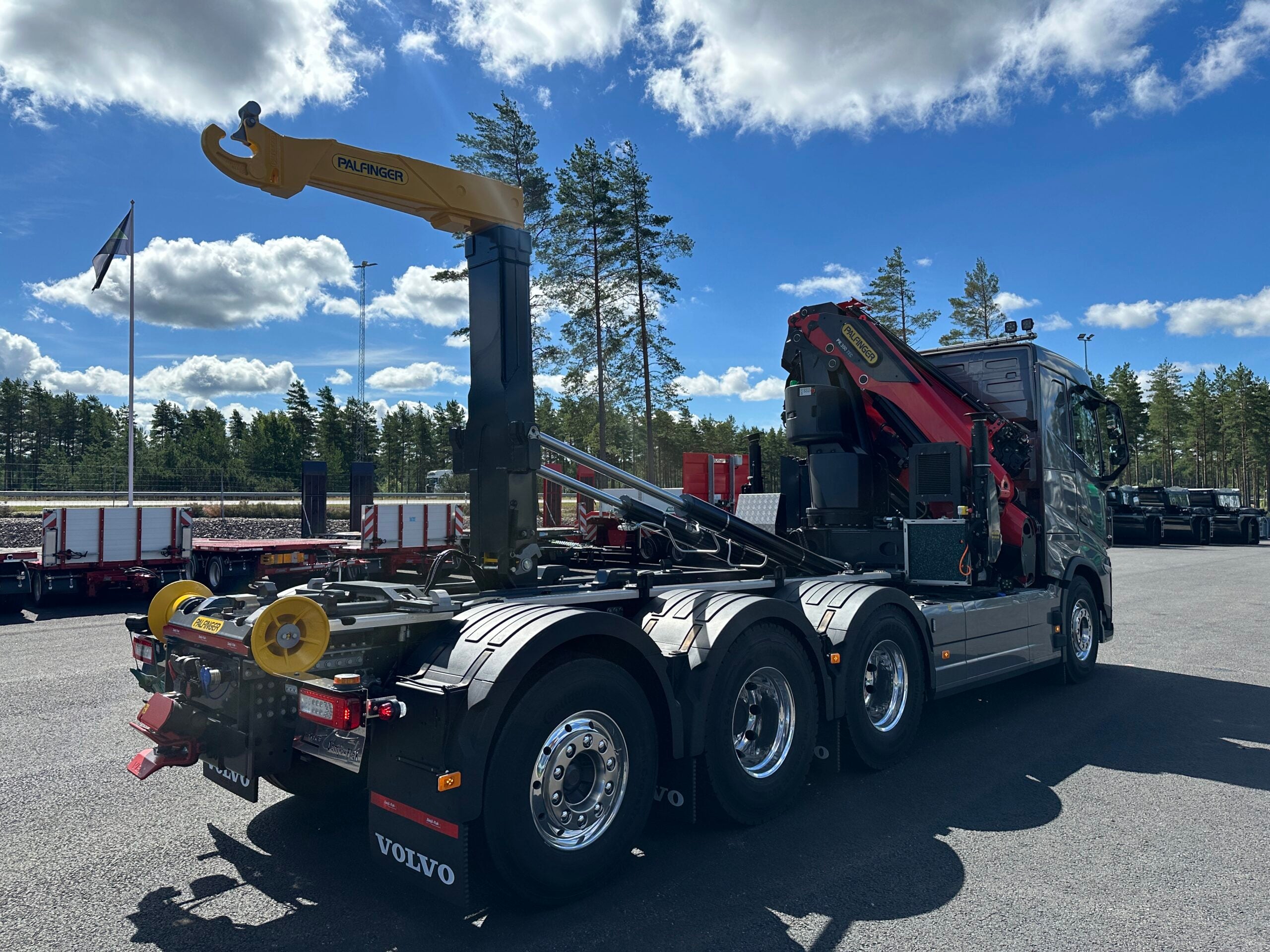 Volvo FH500 Tridem kranväxlare Palfinger PK300 TEC 6