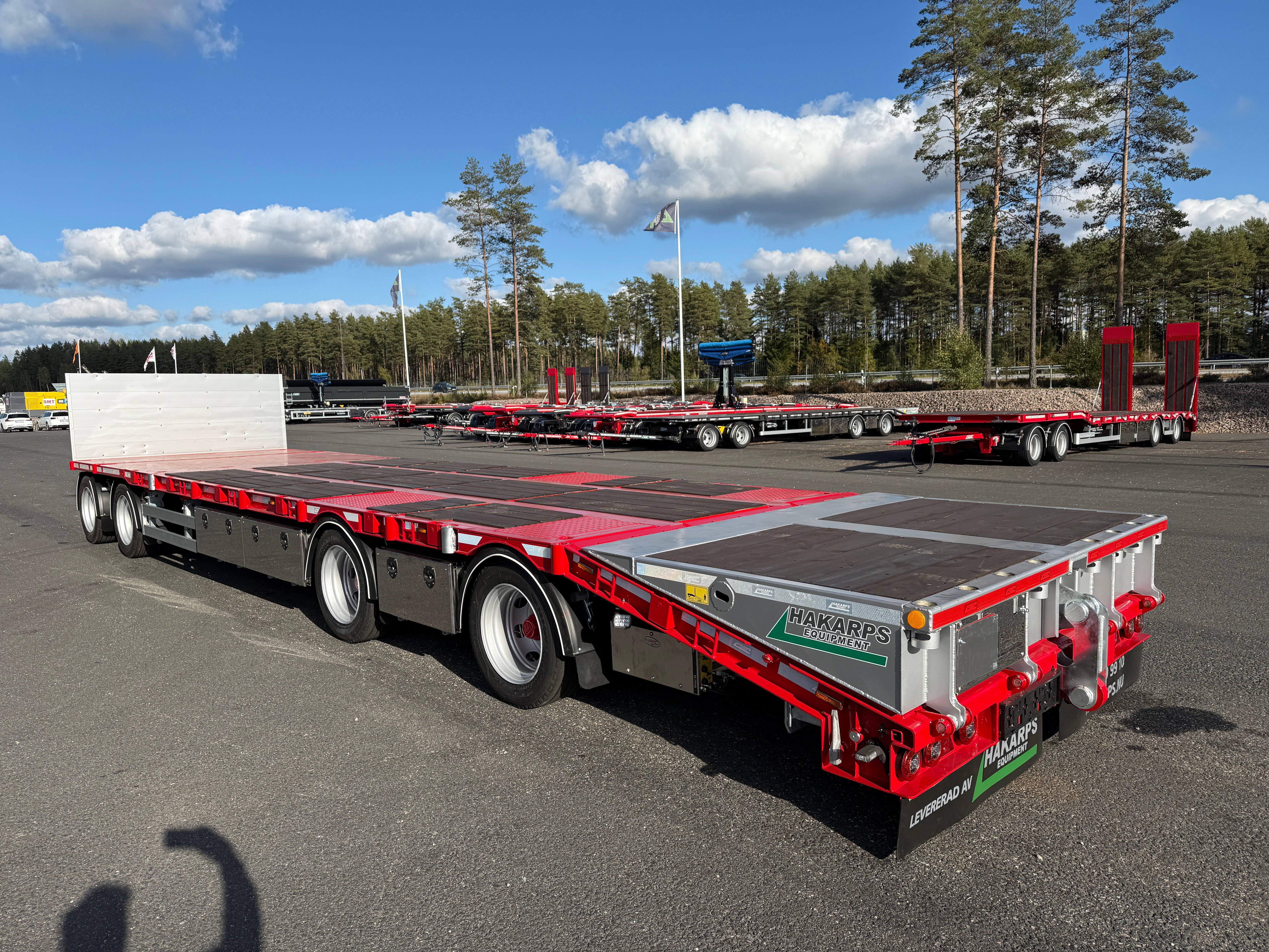 4 axlad 38 tons bodvagn 910mm hög, 10.500mm flakyta