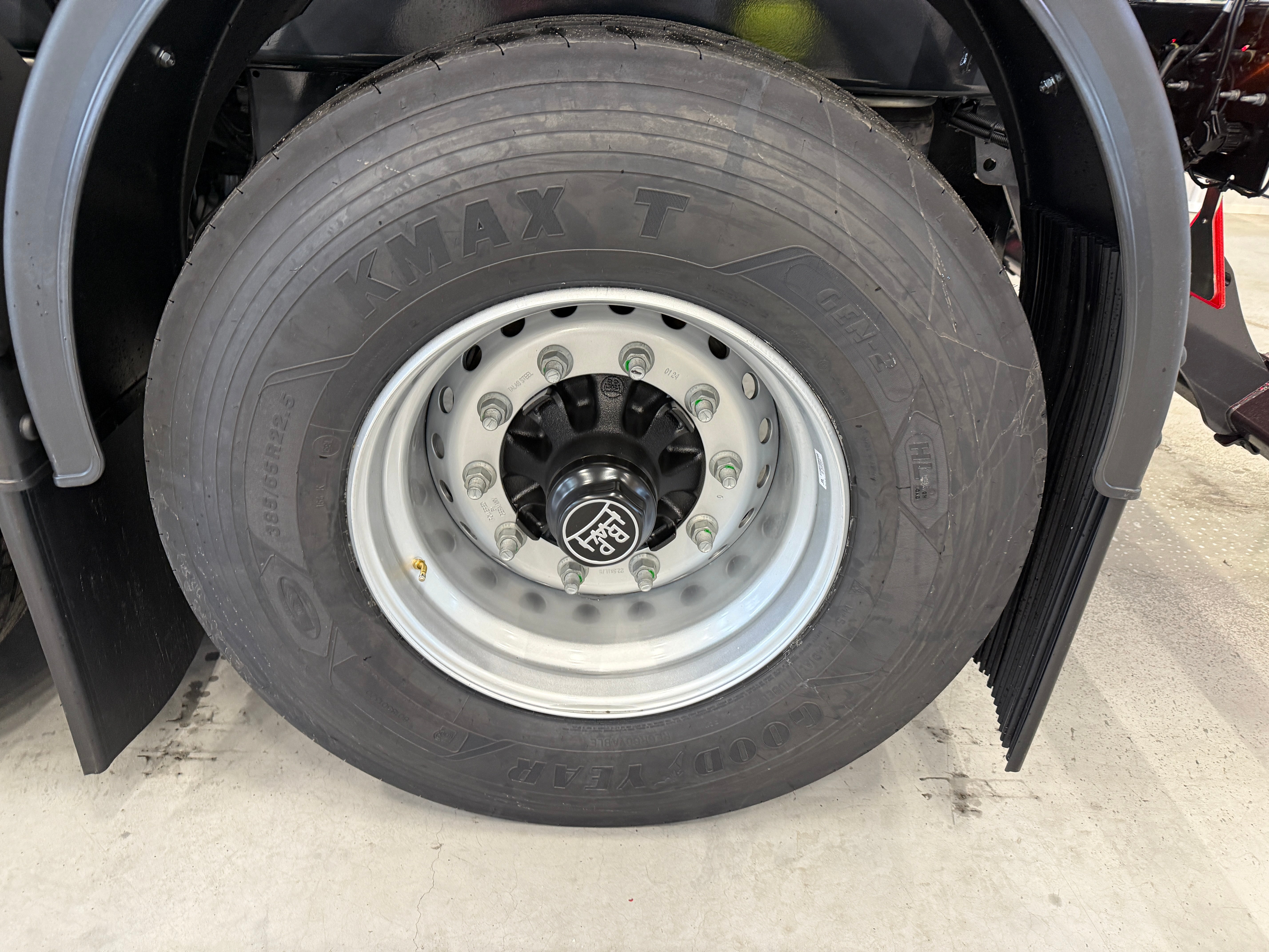 3 axlad LANGENDORF - Tipptrailer med skjutbar trippel