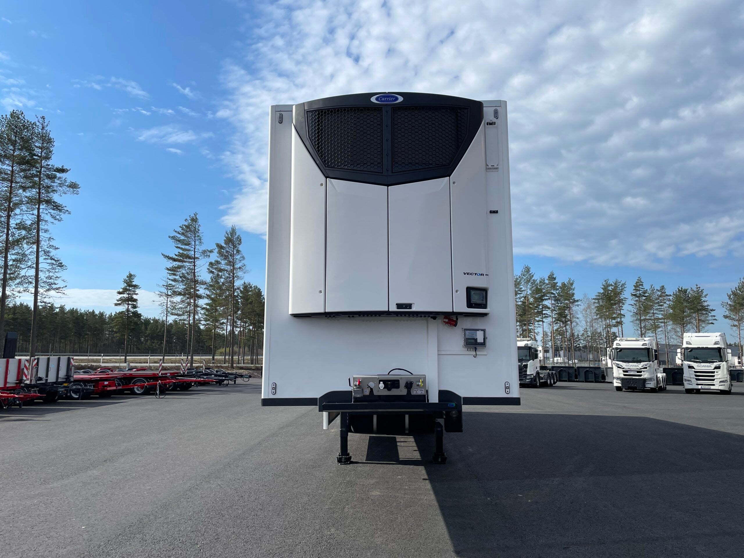 LECI Trailer - Frystrailer inrikes dubbla lastplan