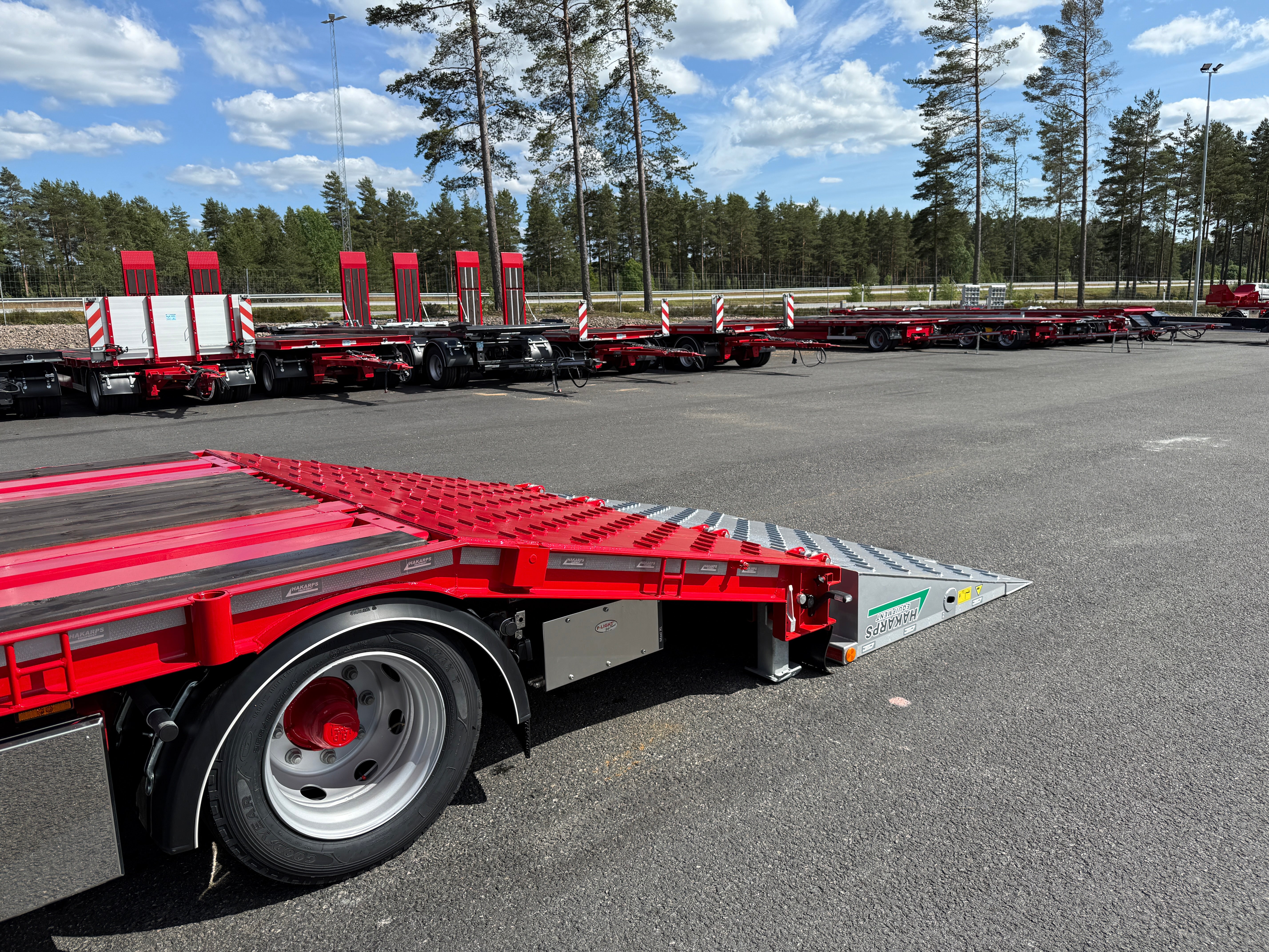 4 axlad 38 tons kombivagn för 2 flak
