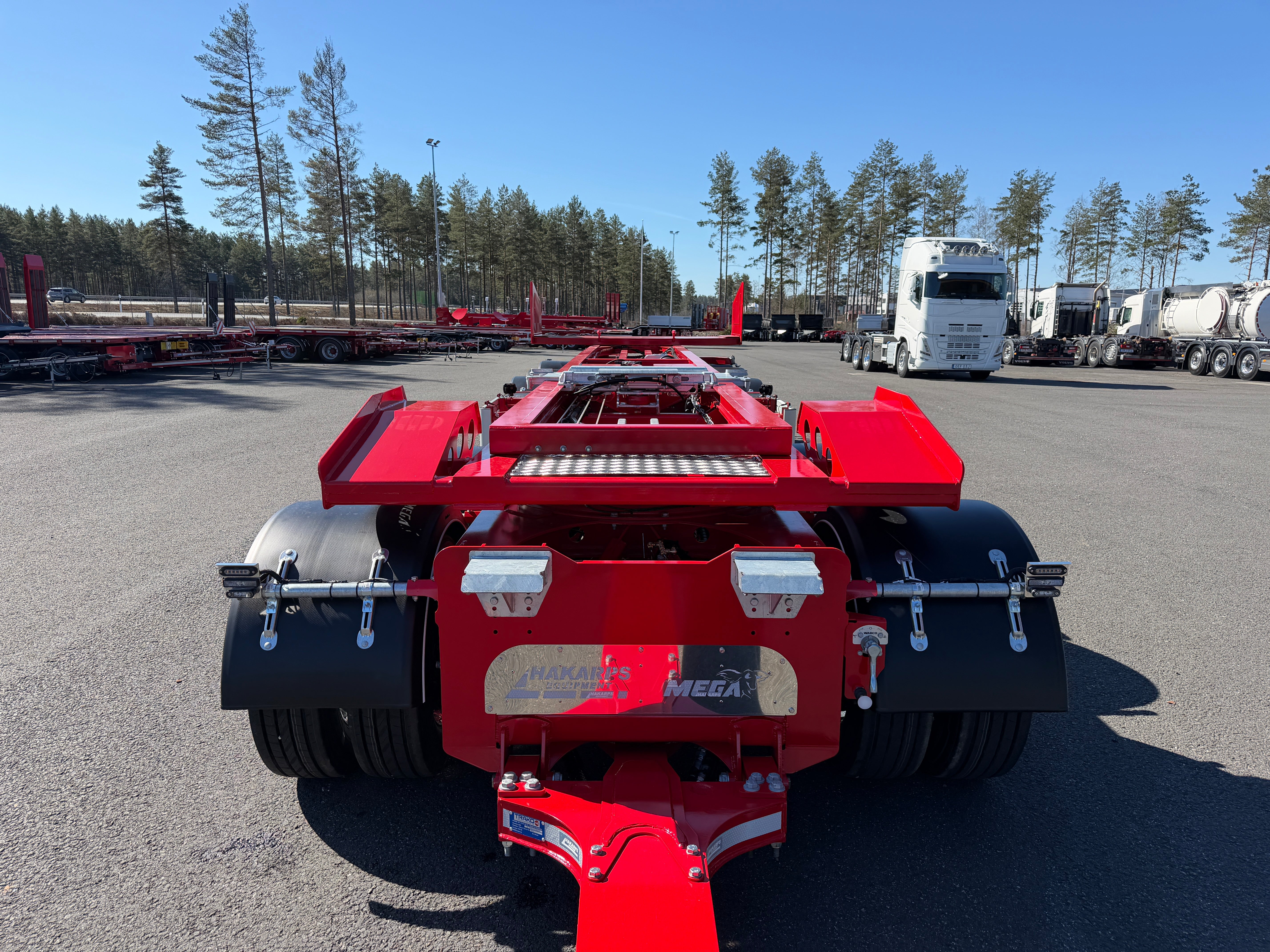 5 axlad 42 tons lastväxlarvagn med tipp, skjutbar boggie och flak