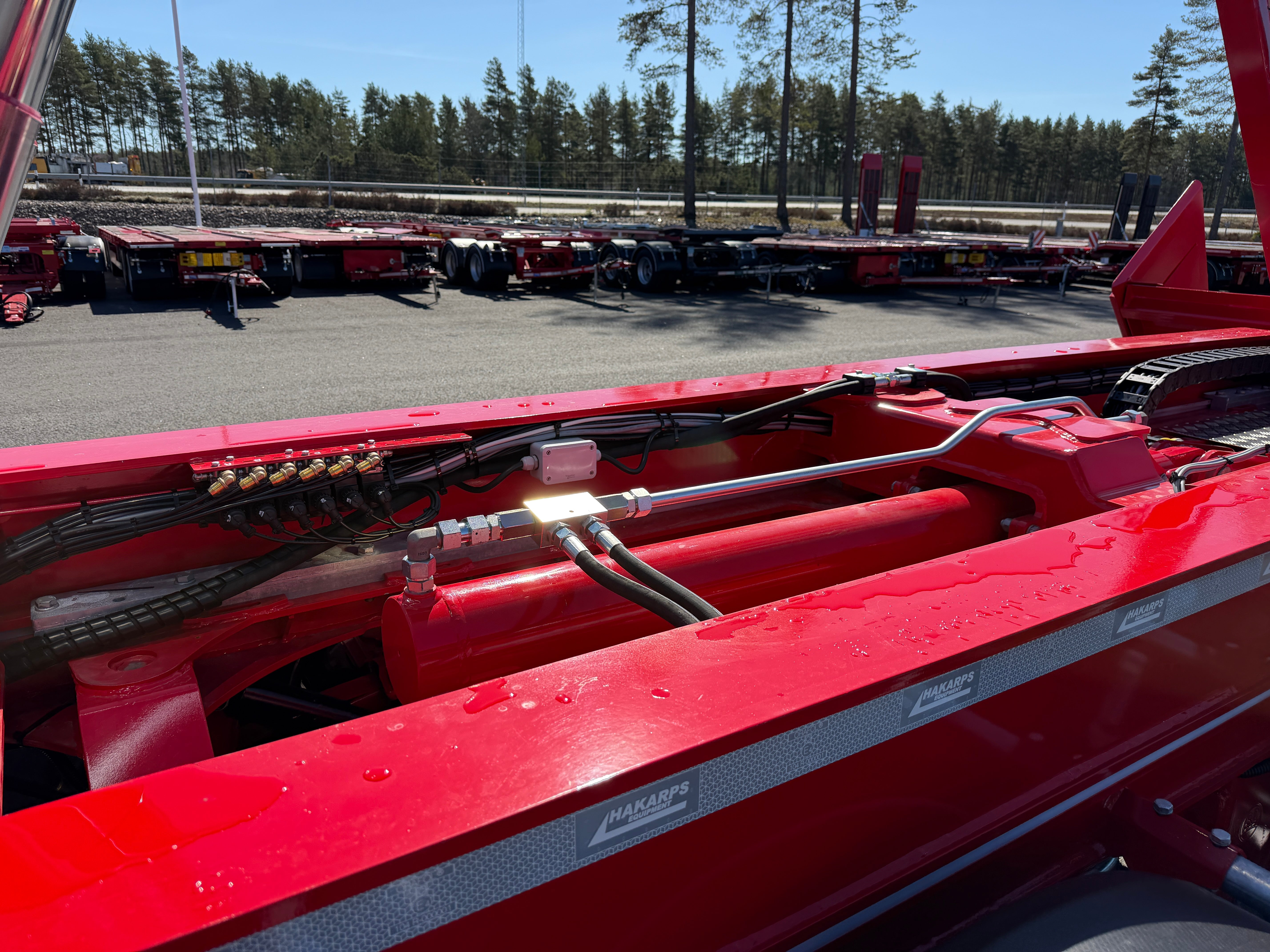5 axlad 42 tons lastväxlarvagn med tipp, skjutbar boggie och flak