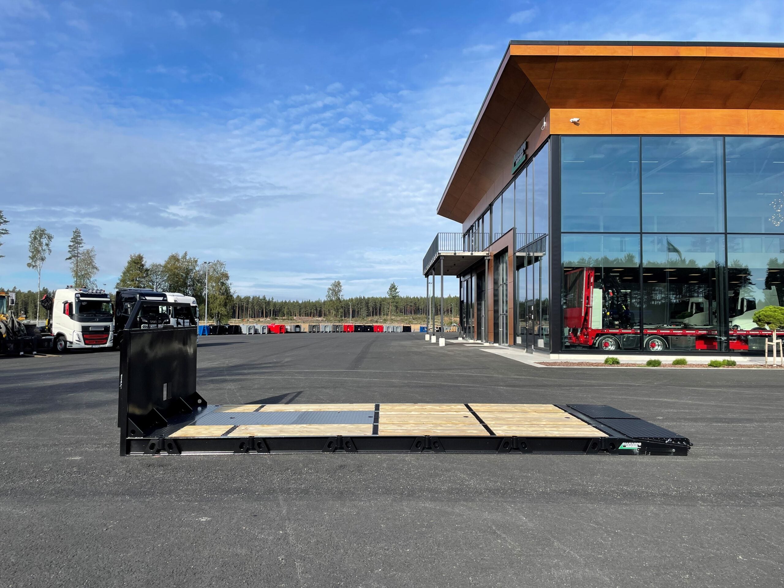 Maskinflak med stegar och sandwich ramp