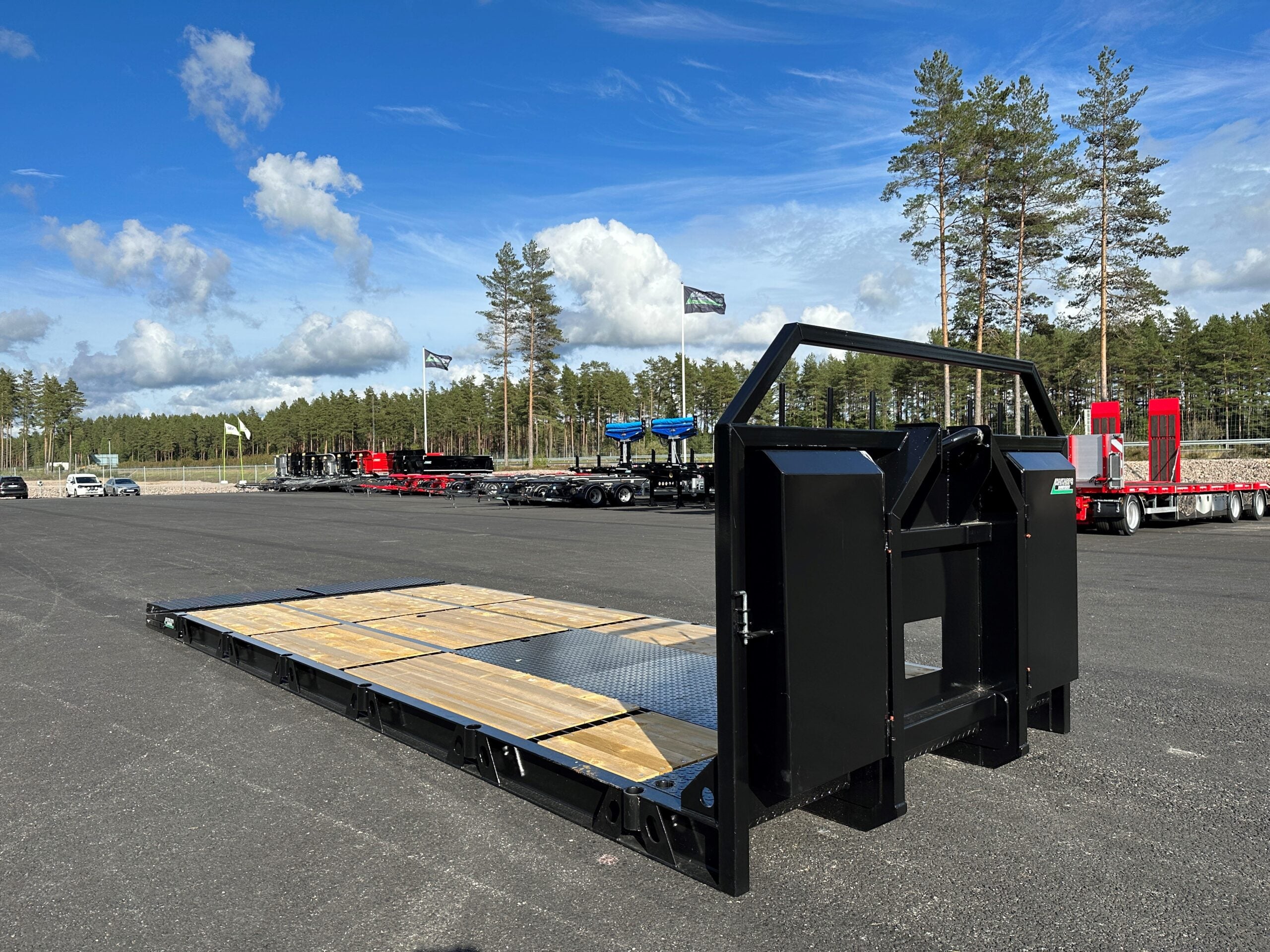 Maskinflak med stegar och sandwich ramp