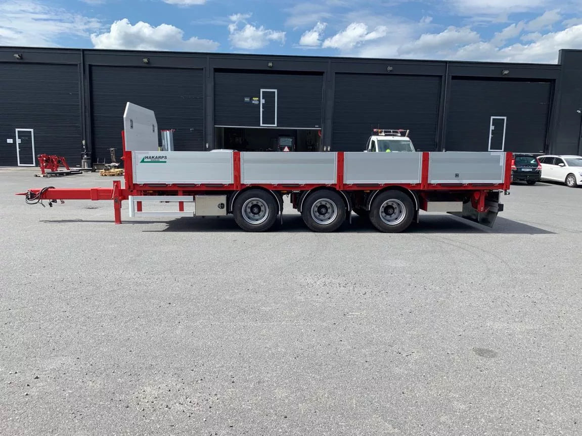 3 axlad 24 tons axlad flakkärra