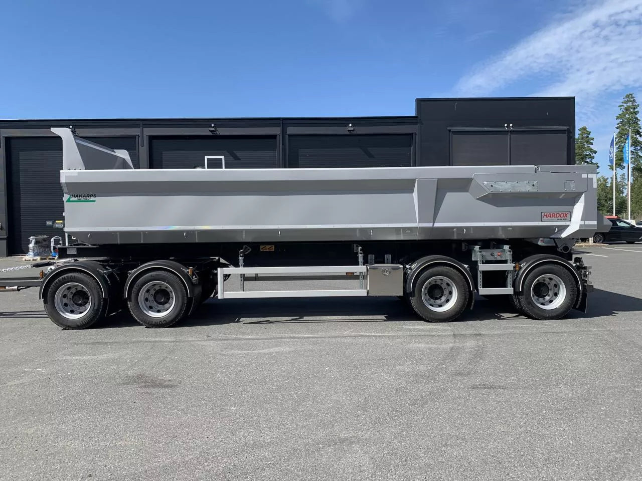 38 tons tippvagn med höglucka skjutbar dragstång