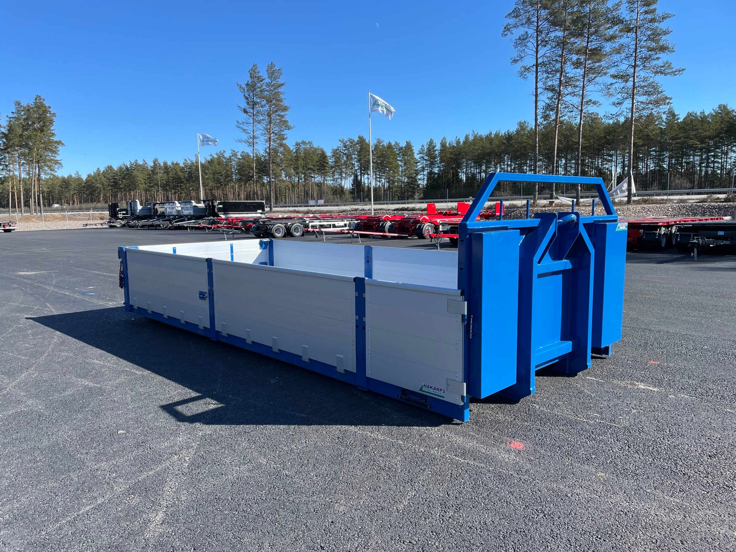 Lastväxlarflak med alulämmar grusförstärkt tridem