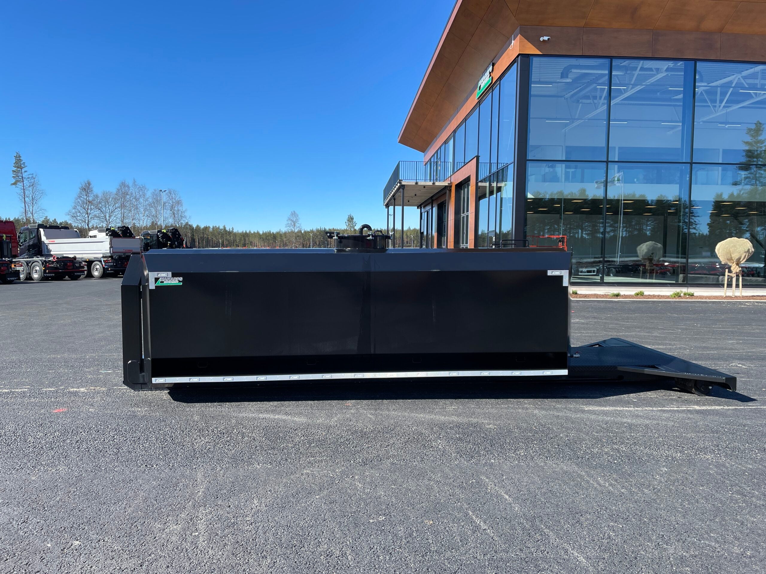 12,5m3 vattentank i Rostfritt på lastväxlarram