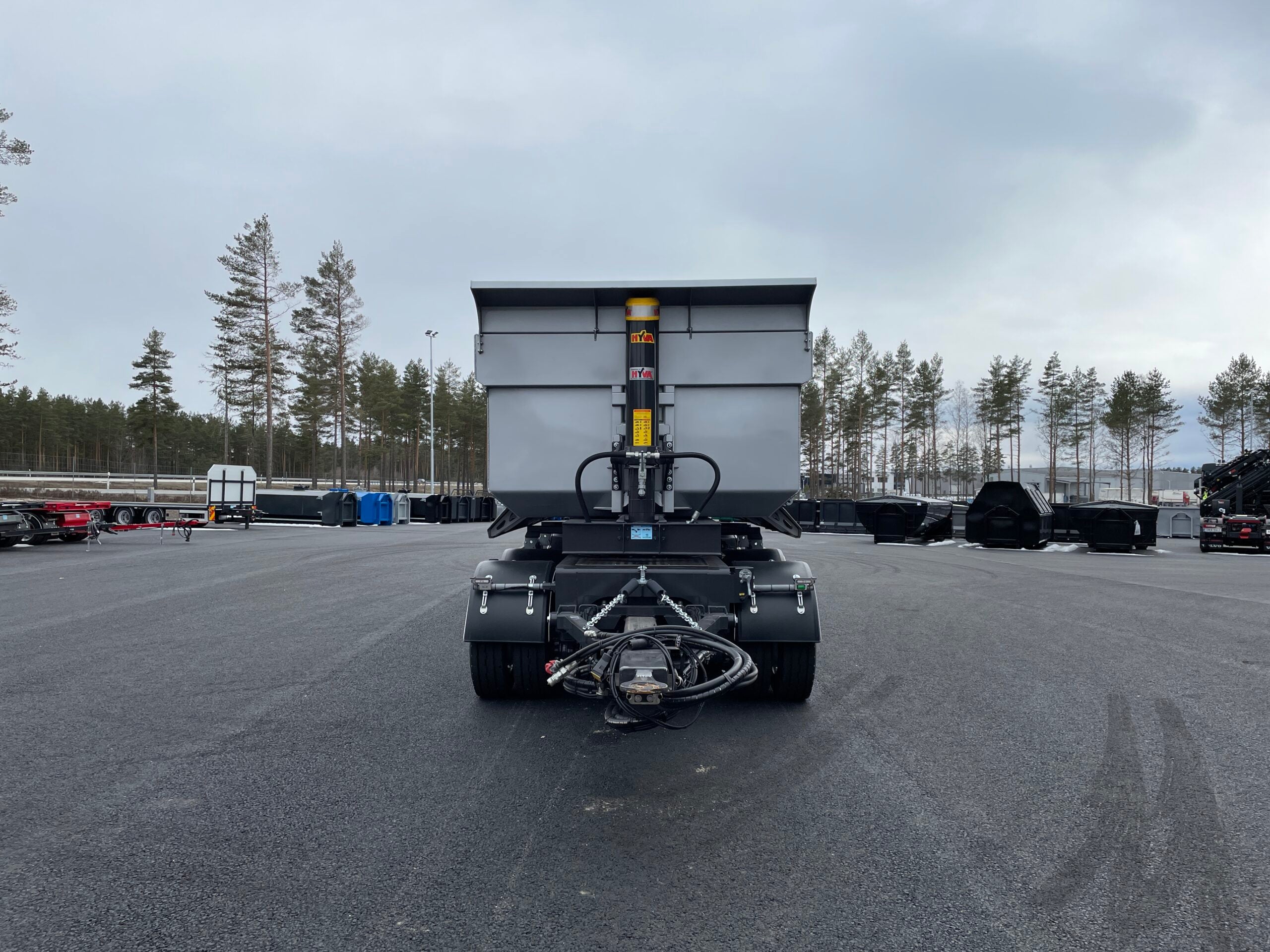 42 tons dumpervagn med låsbar vändkrans + skjutbar boggie