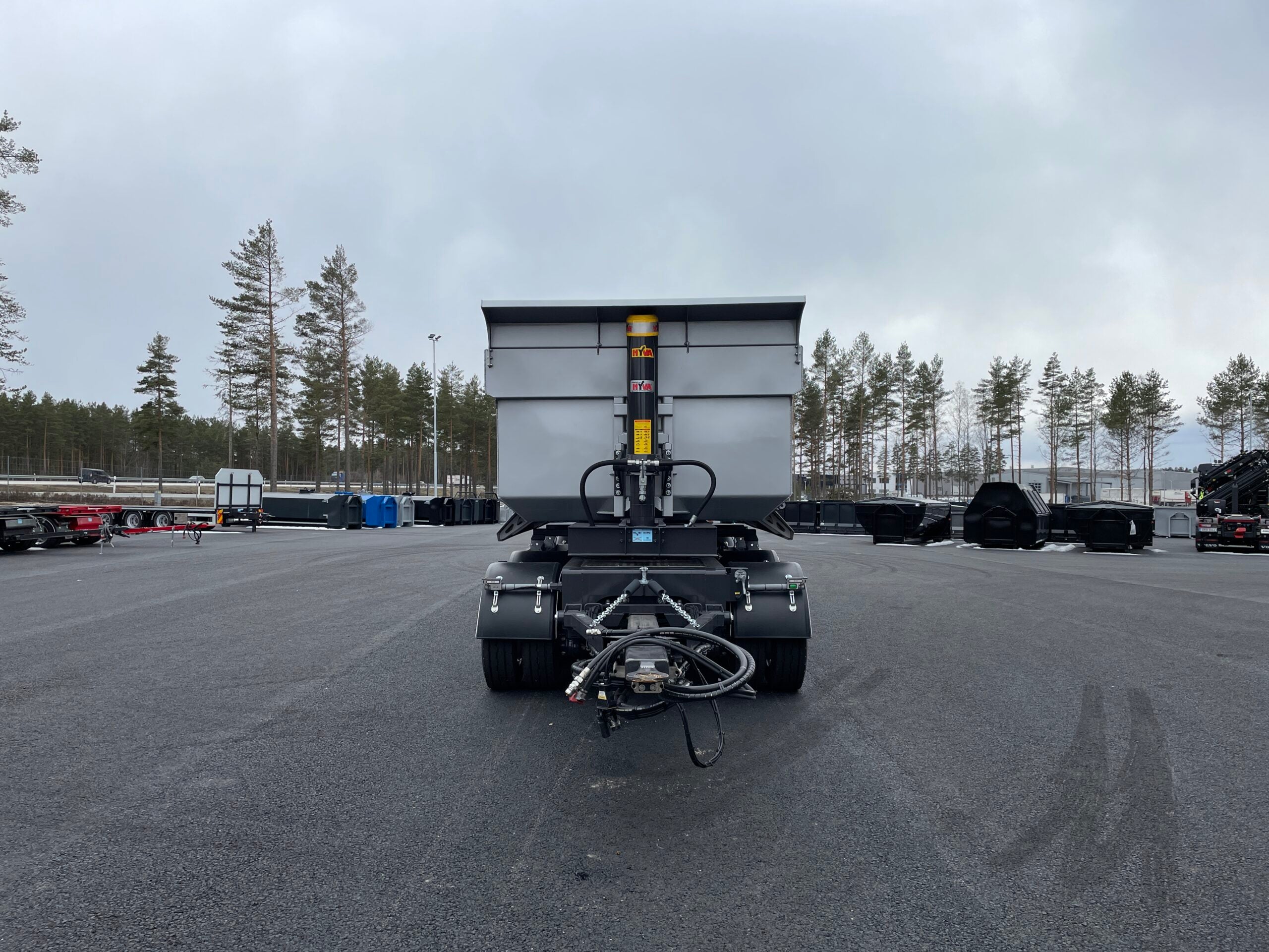 42 tons dumpervagn med låsbar vändkrans + skjutbar boggie