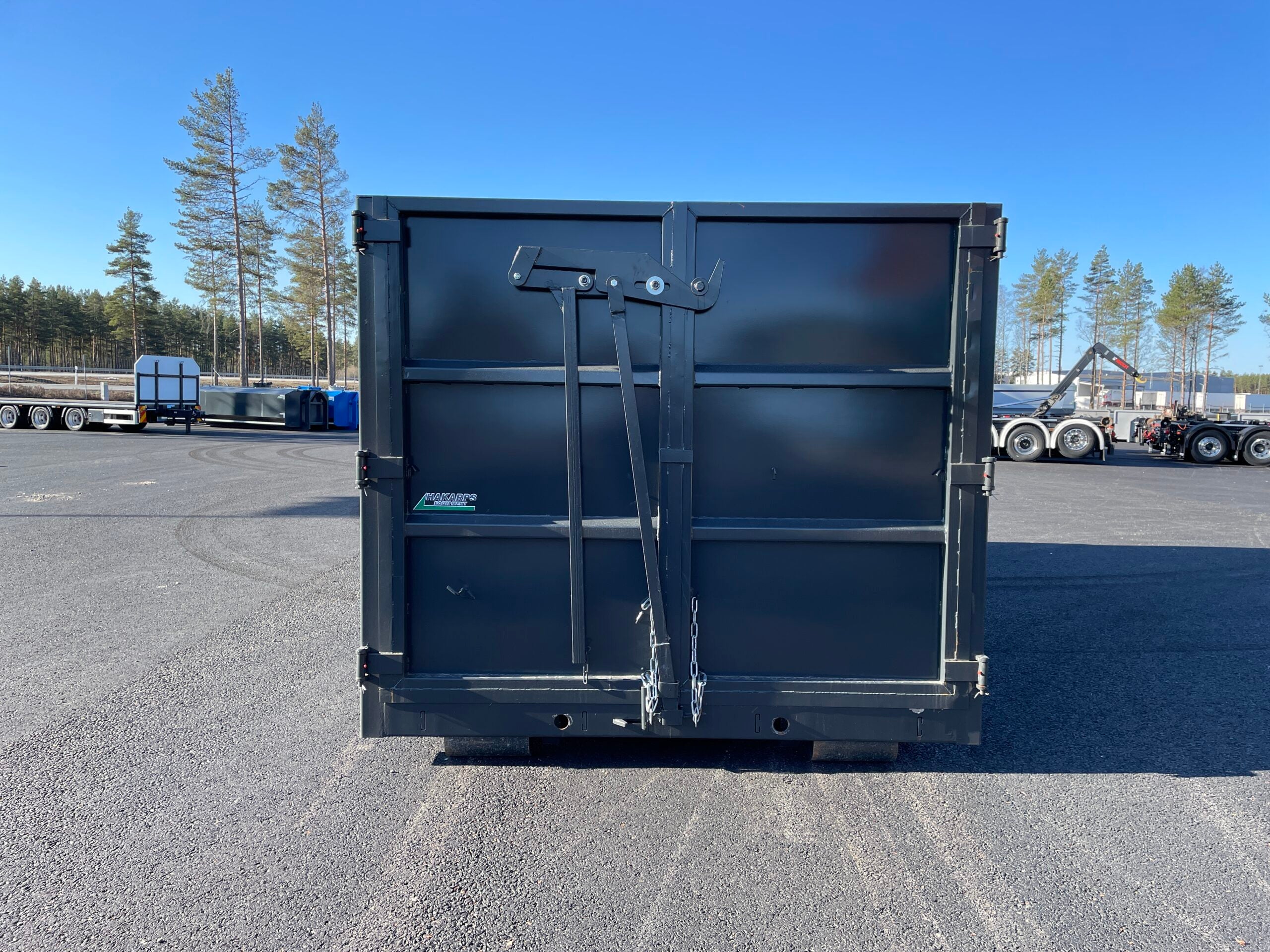 30m3 container med skuren framstam för kran