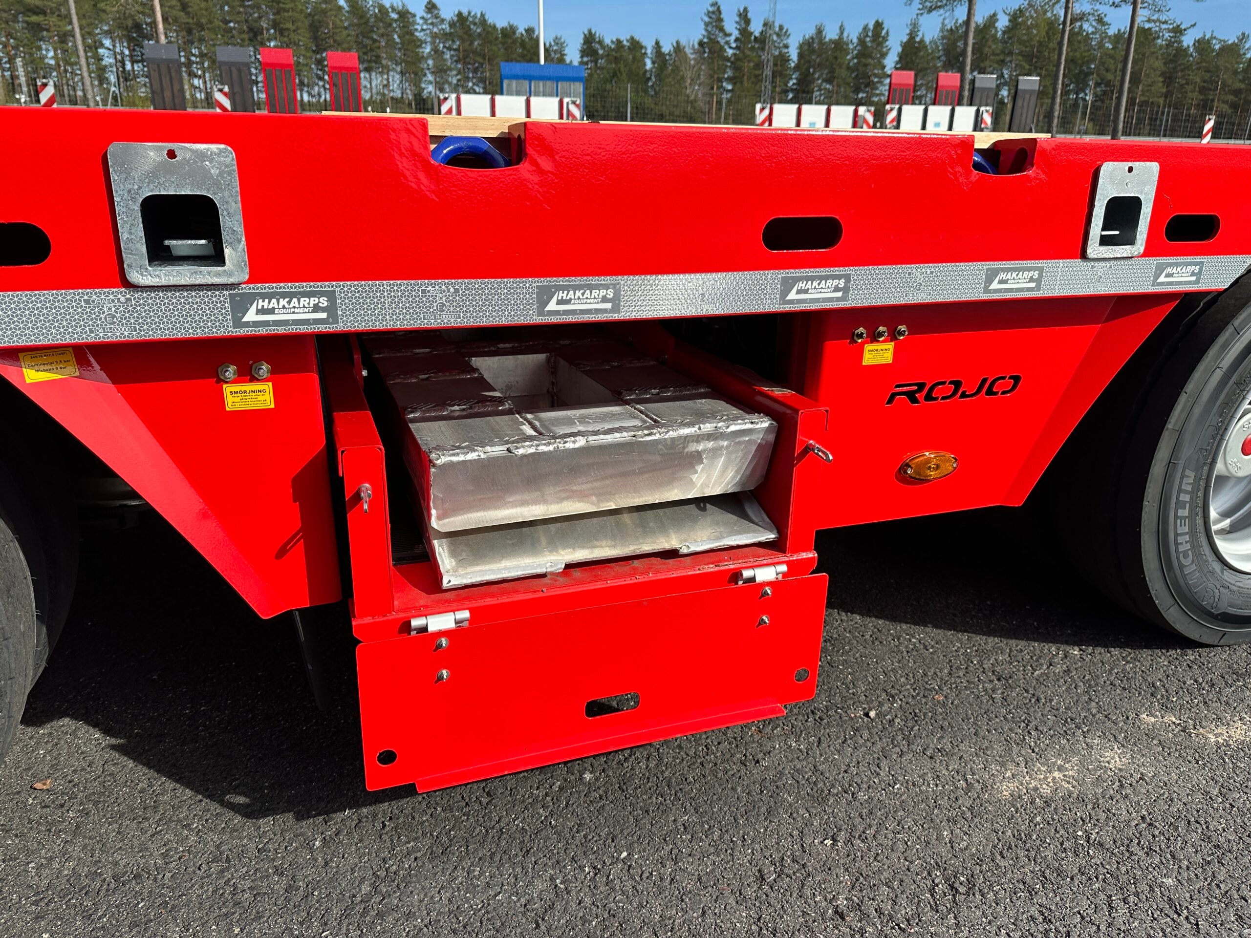 ROJO 4-axlad 18,5m jumbotrailer 9m trombon