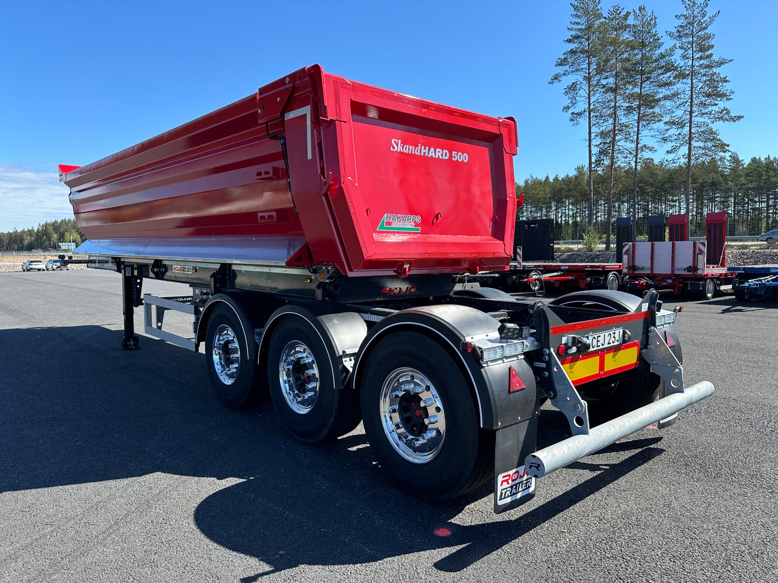 ROJO - Tipptrailer med skjutbar trippel