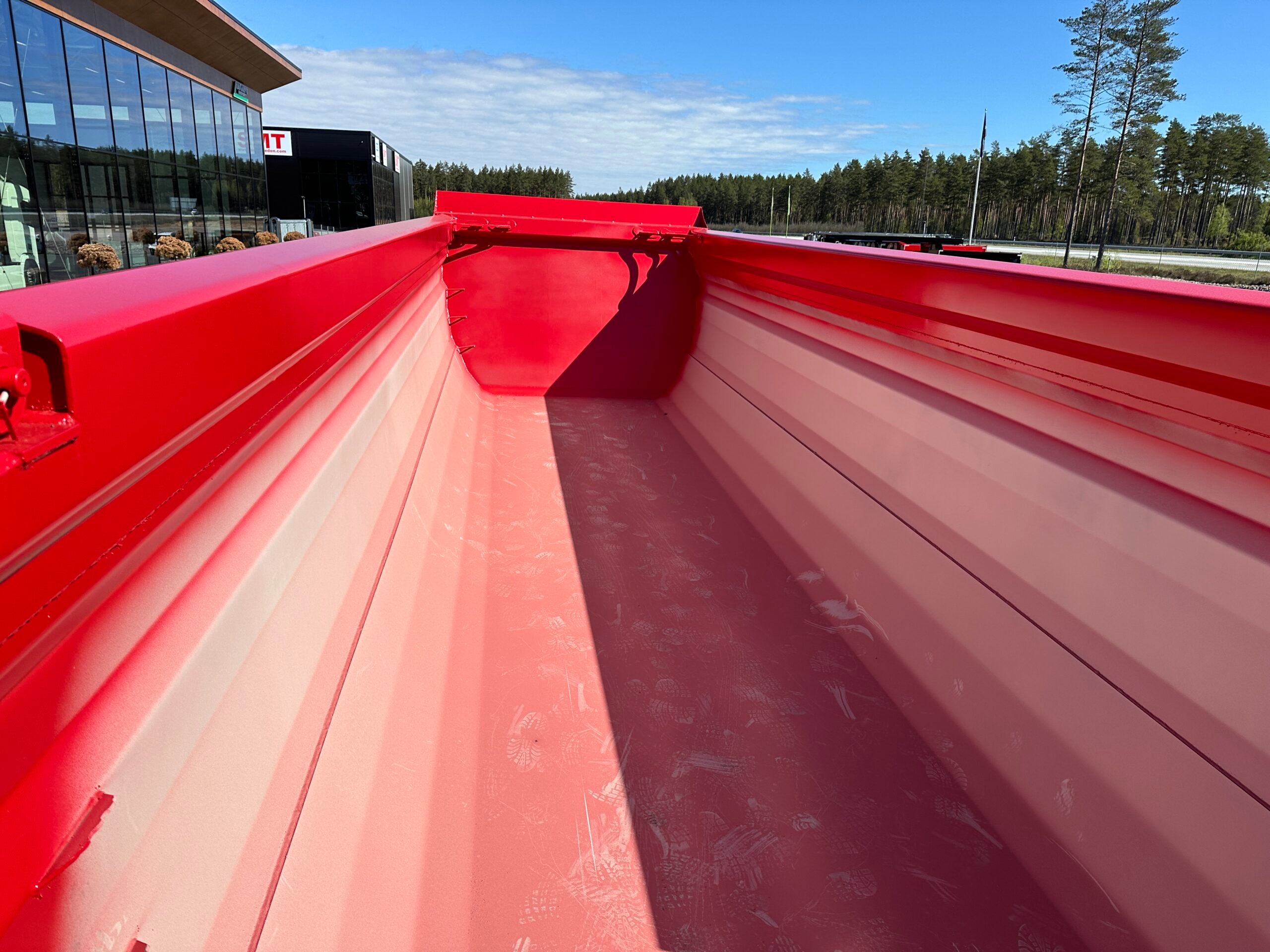 ROJO - Tipptrailer med skjutbar trippel