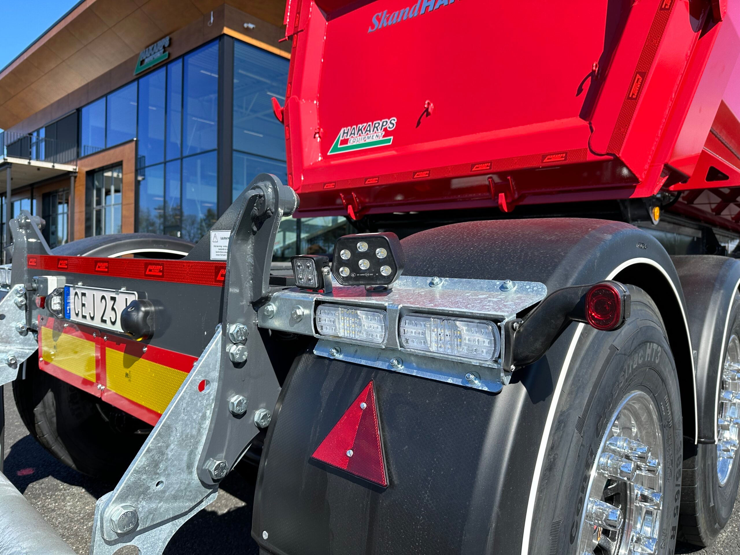 ROJO - Tipptrailer med skjutbar trippel