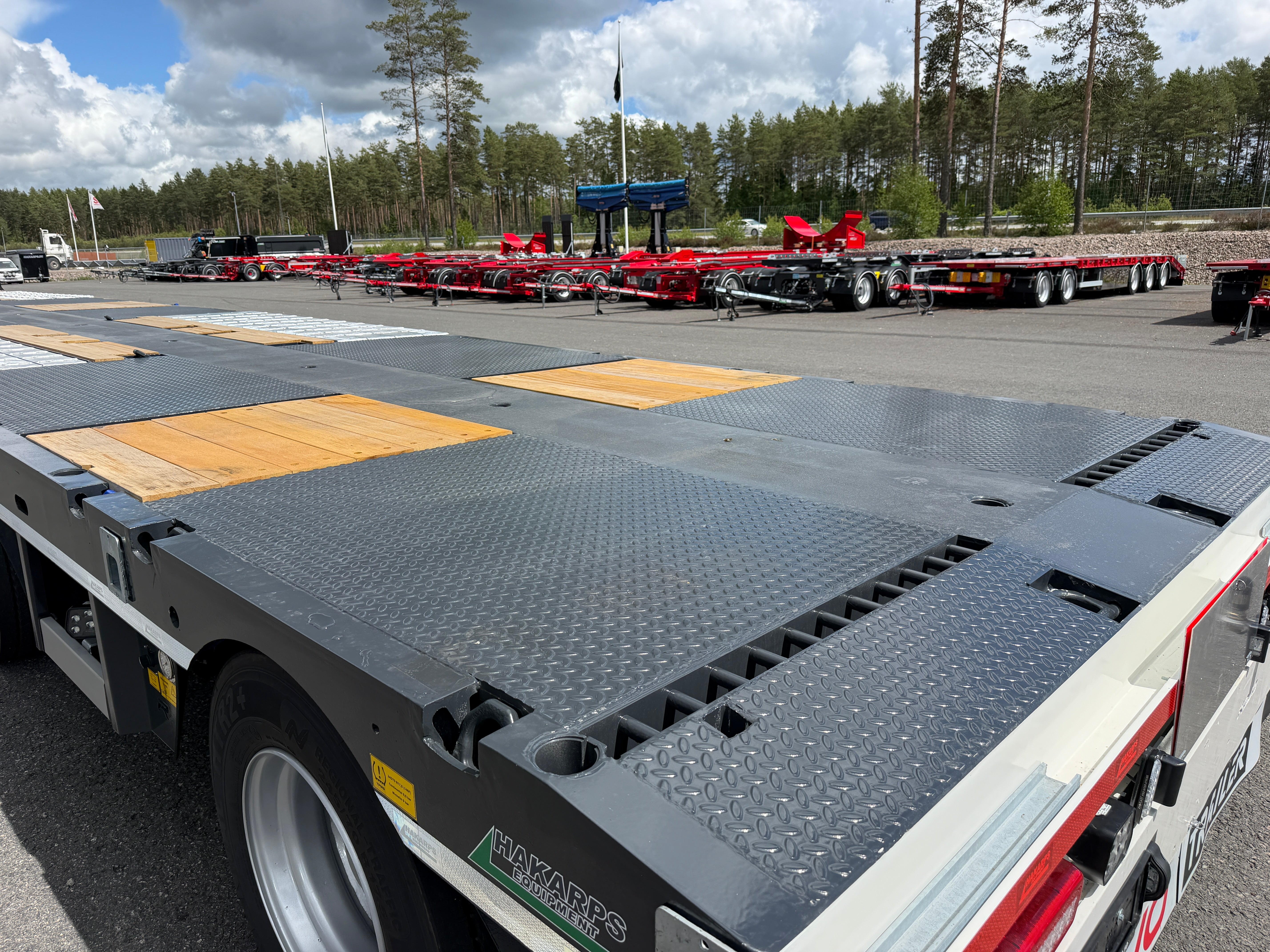 4 axlad ROJO 18,5m jumbotrailer med hjulfickor 38 tons skattevikt