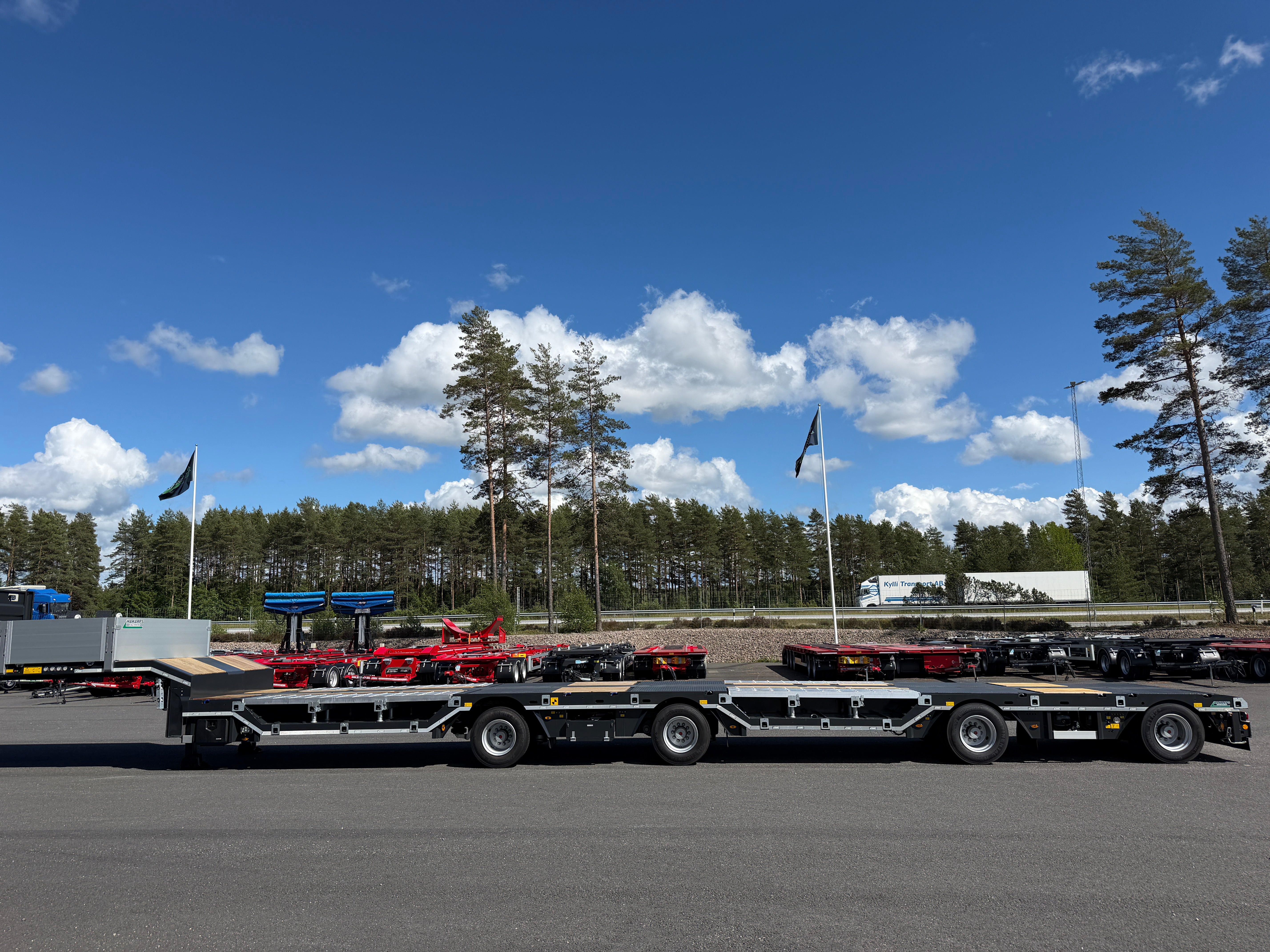 4 axlad ROJO 18,5m jumbotrailer med hjulfickor 38 tons skattevikt