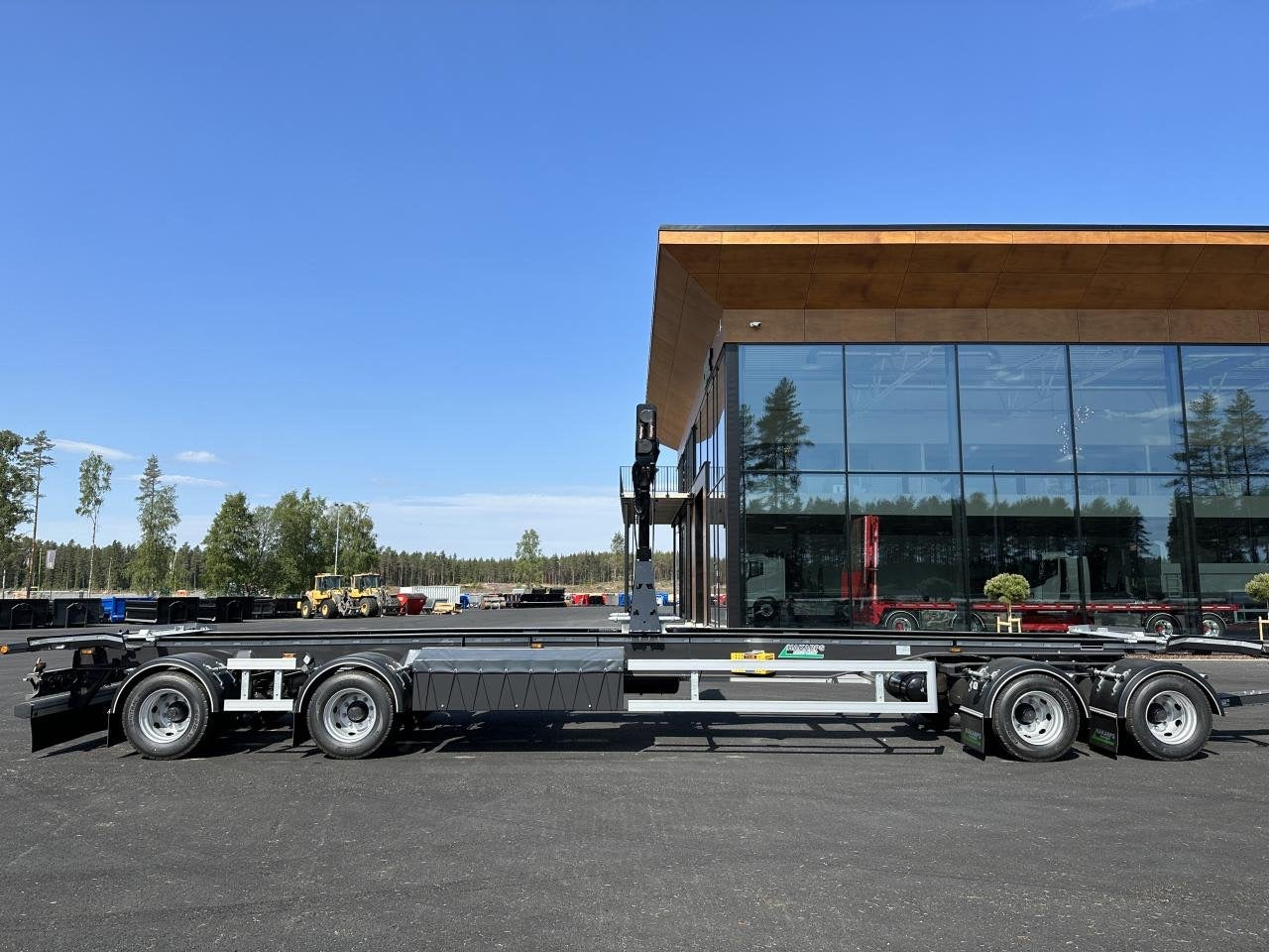 4 axlad 38 tons lastväxlarvagn med HyCover