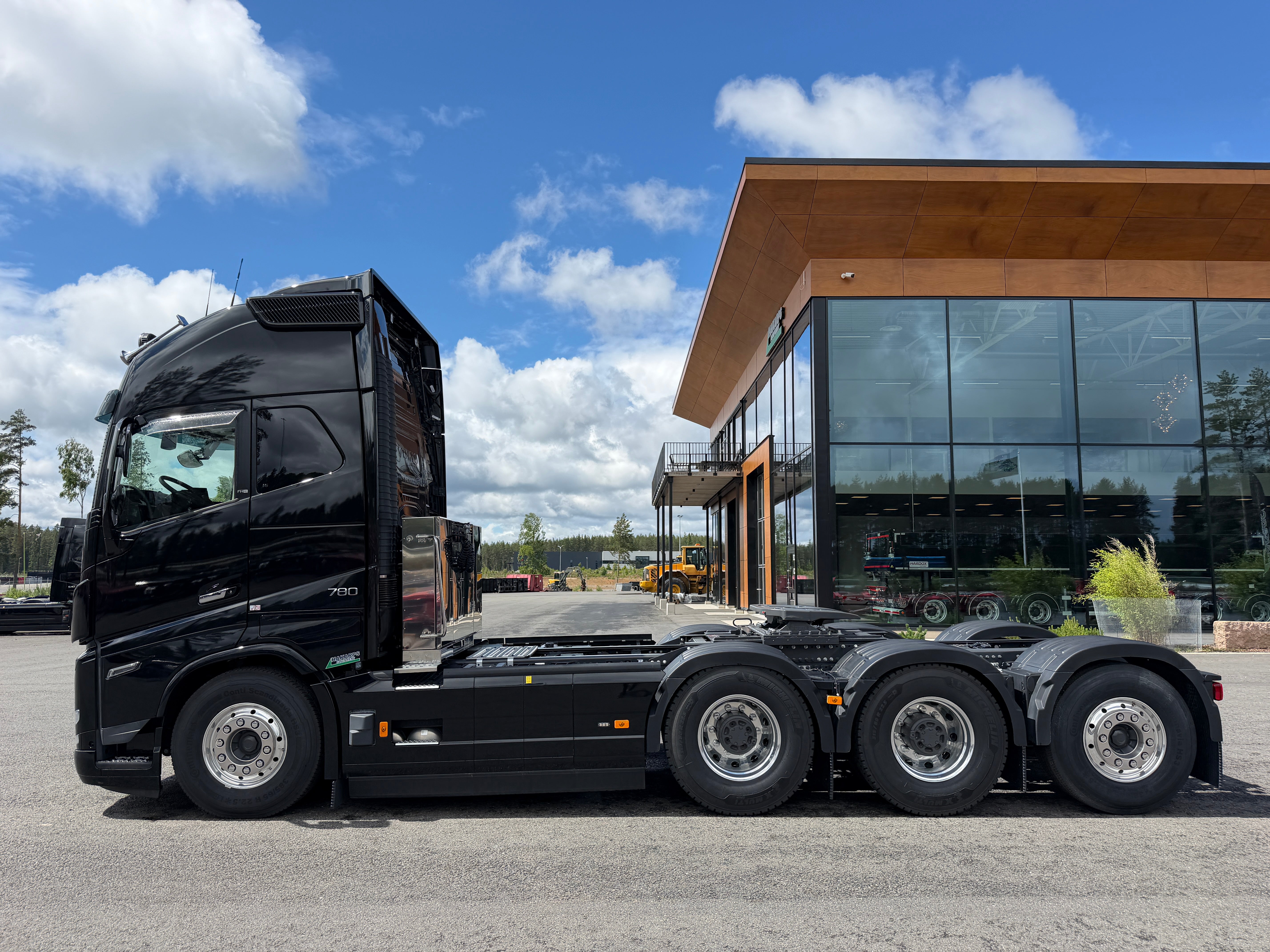 Volvo FH16 780 tridem tungdrage