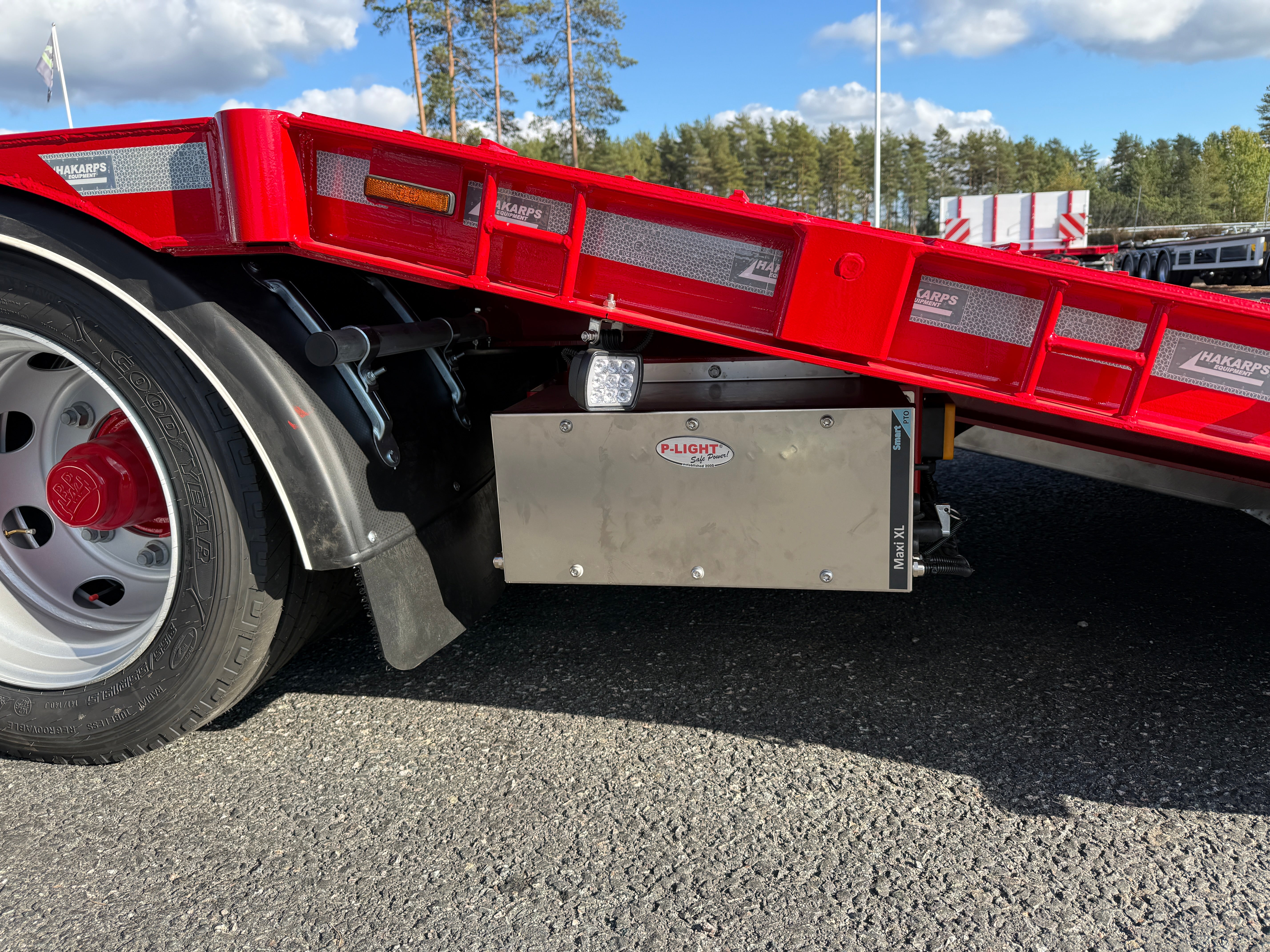4 axlad 38 tons bodvagn 910mm hög, 10.500mm flakyta