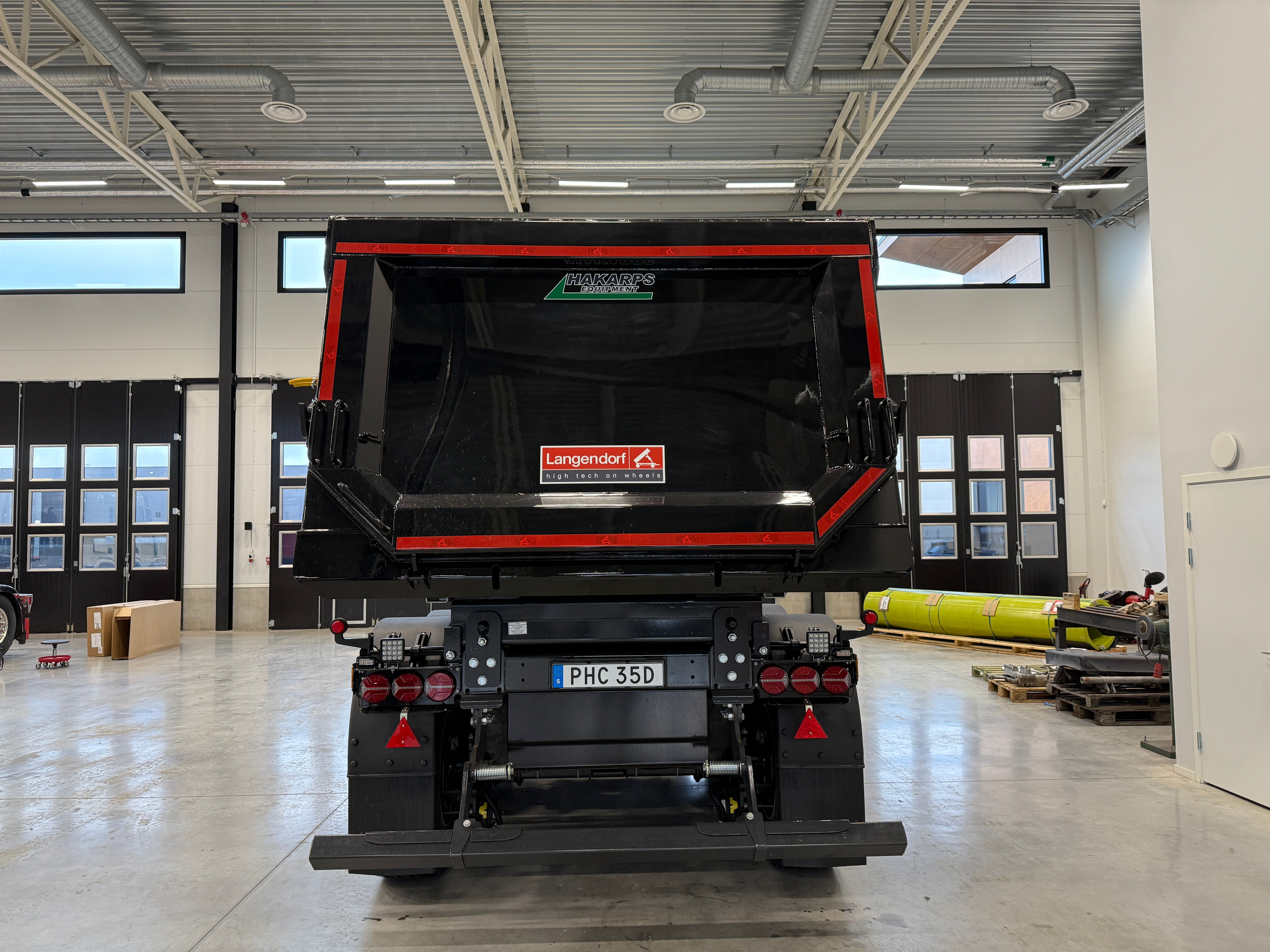 3 axlad LANGENDORF - Tipptrailer med skjutbar trippel