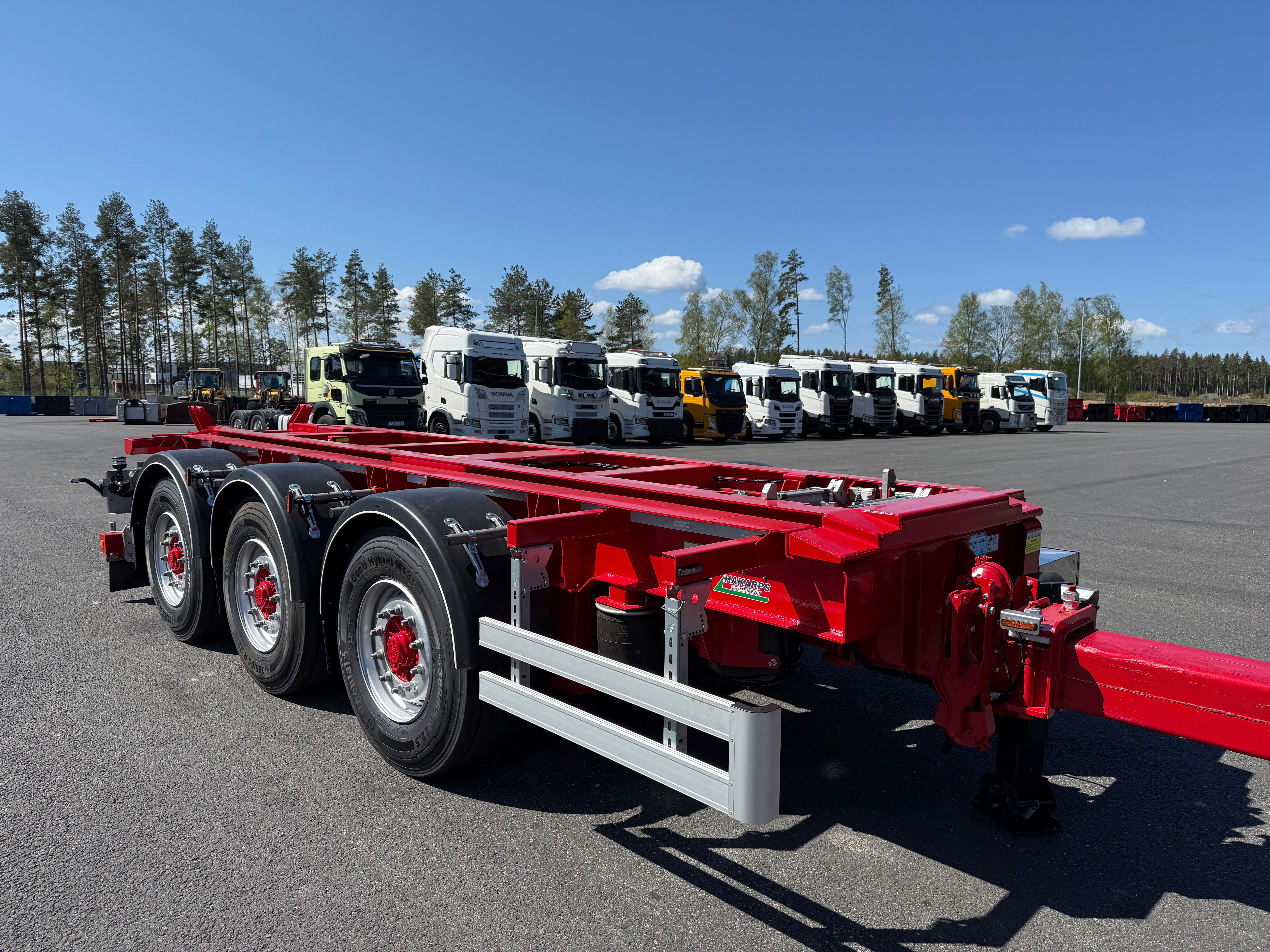 3 axlad 24 tons lastväxlarkärra singelhjul och tipp