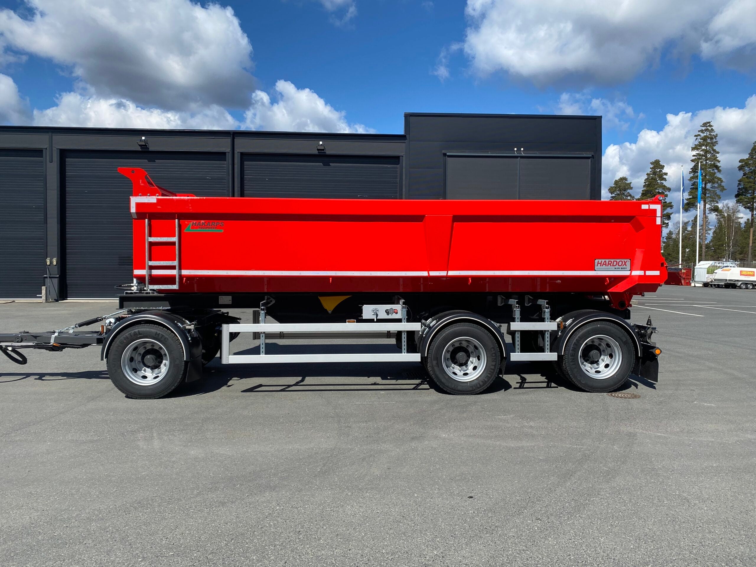 30 tons dumpervagn med skjutbar dragstång