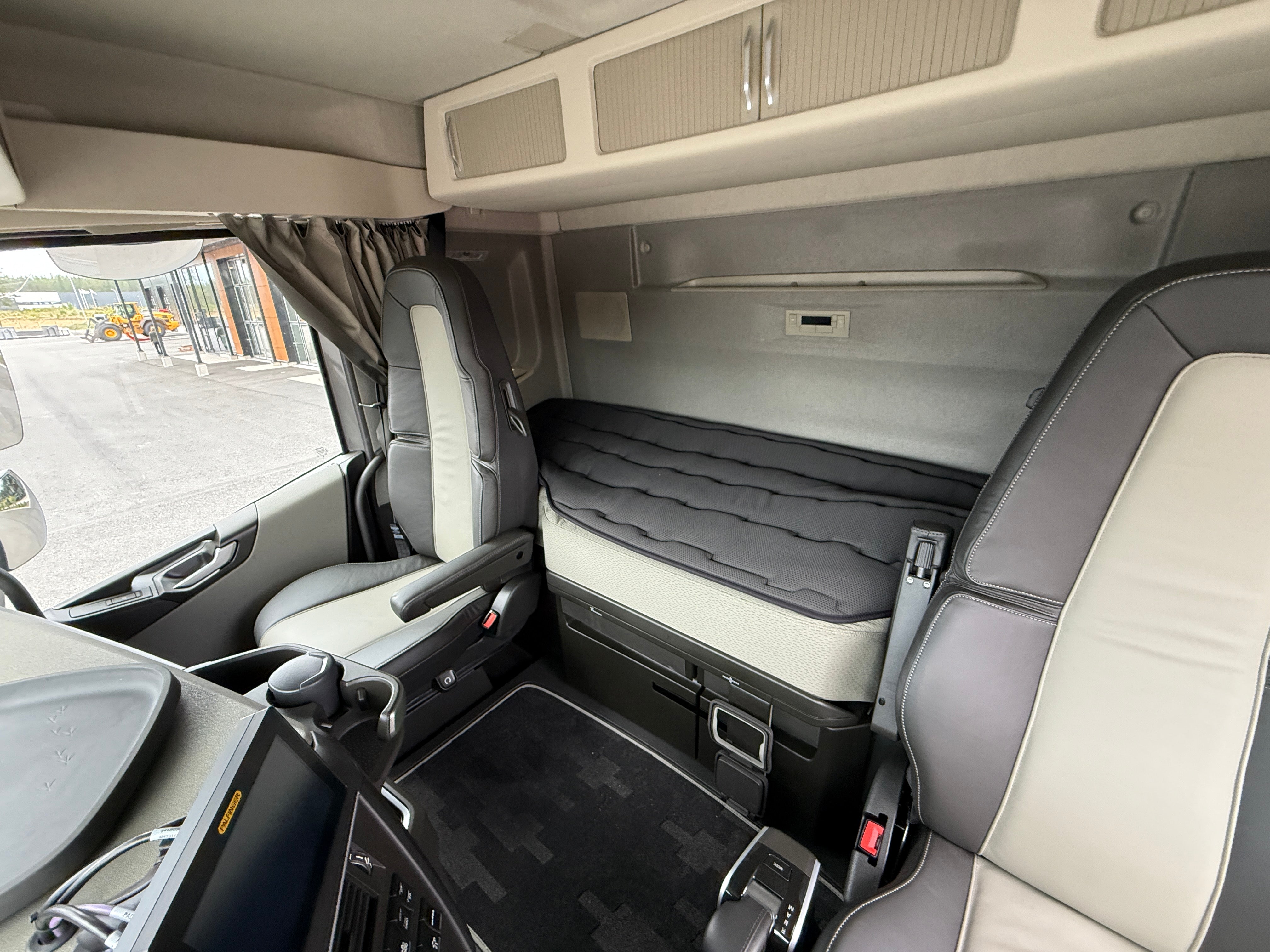 Volvo FH13 500 tridem kranväxlare Palfinger PK34002 SH