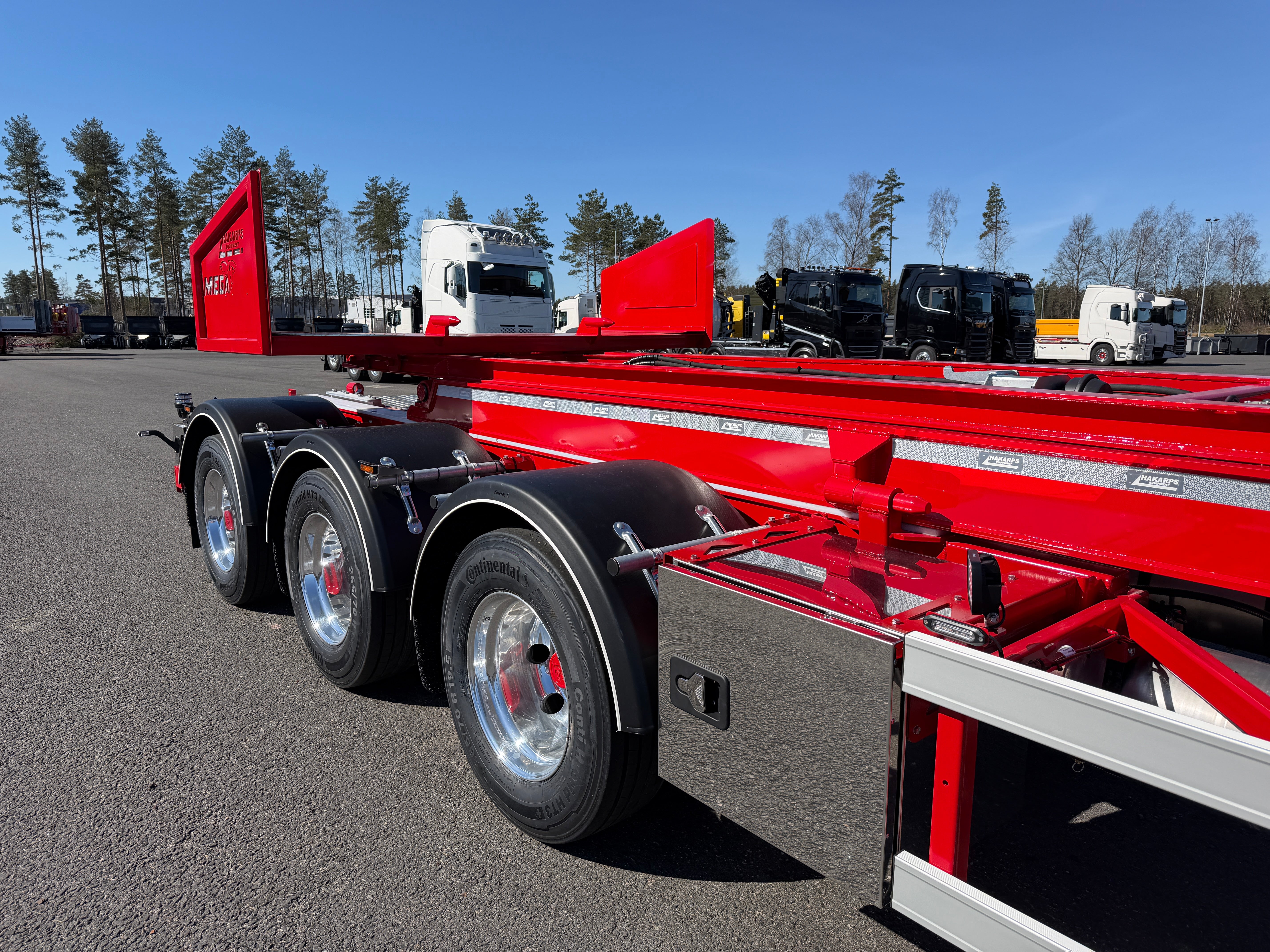 5 axlad 42 tons lastväxlarvagn med tipp, skjutbar boggie och flak