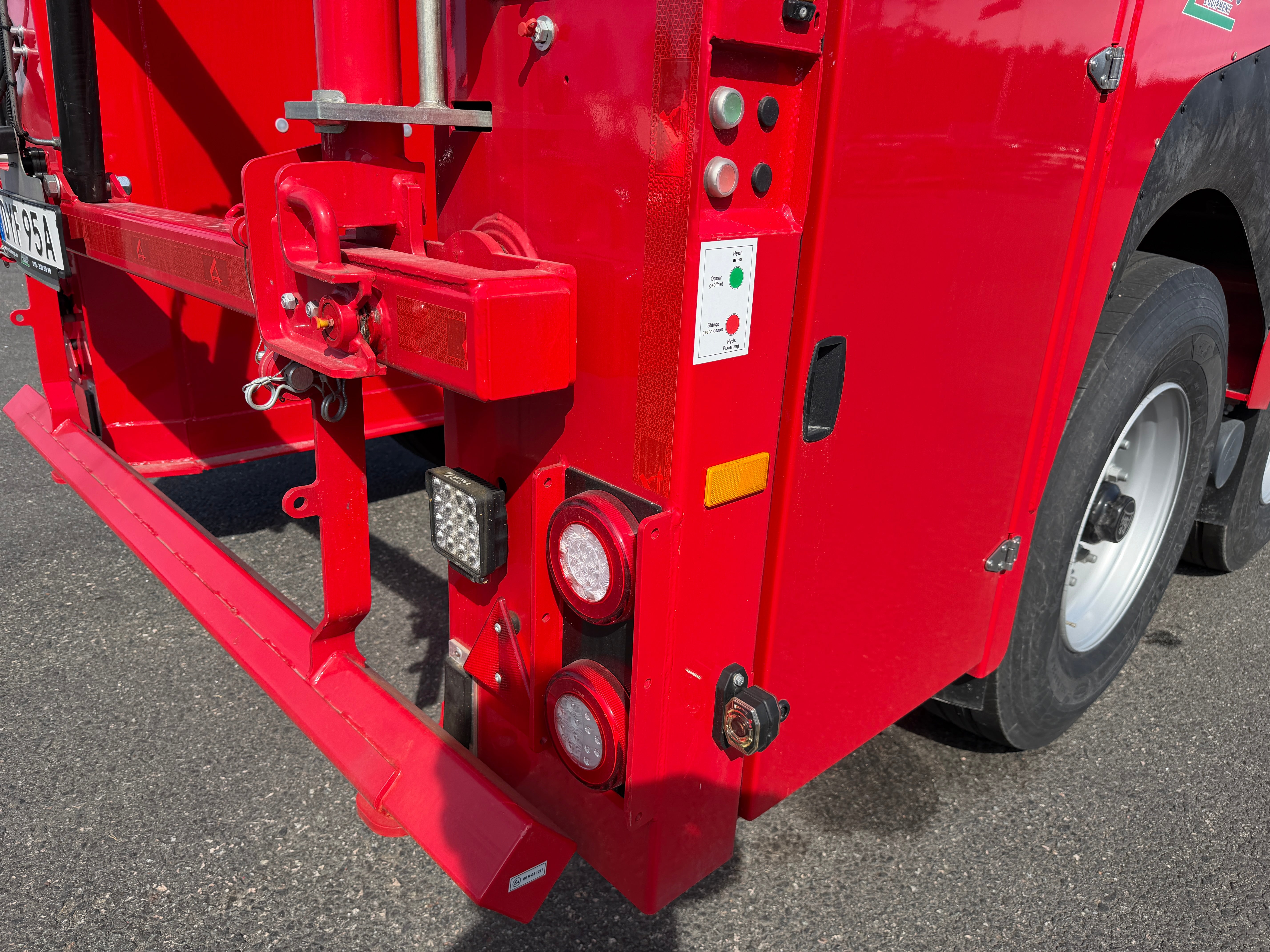 Langendorf 3 axlad bygeltrailer