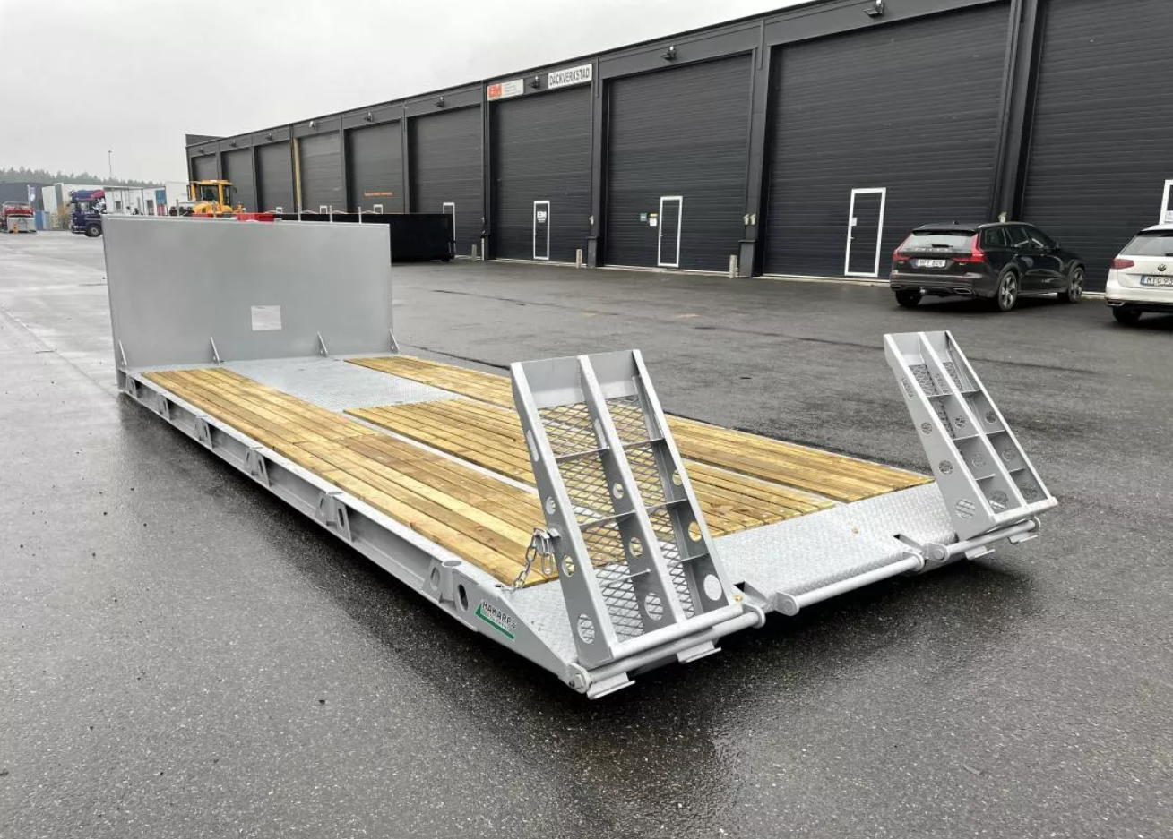 Maskinflak med lösa ramper