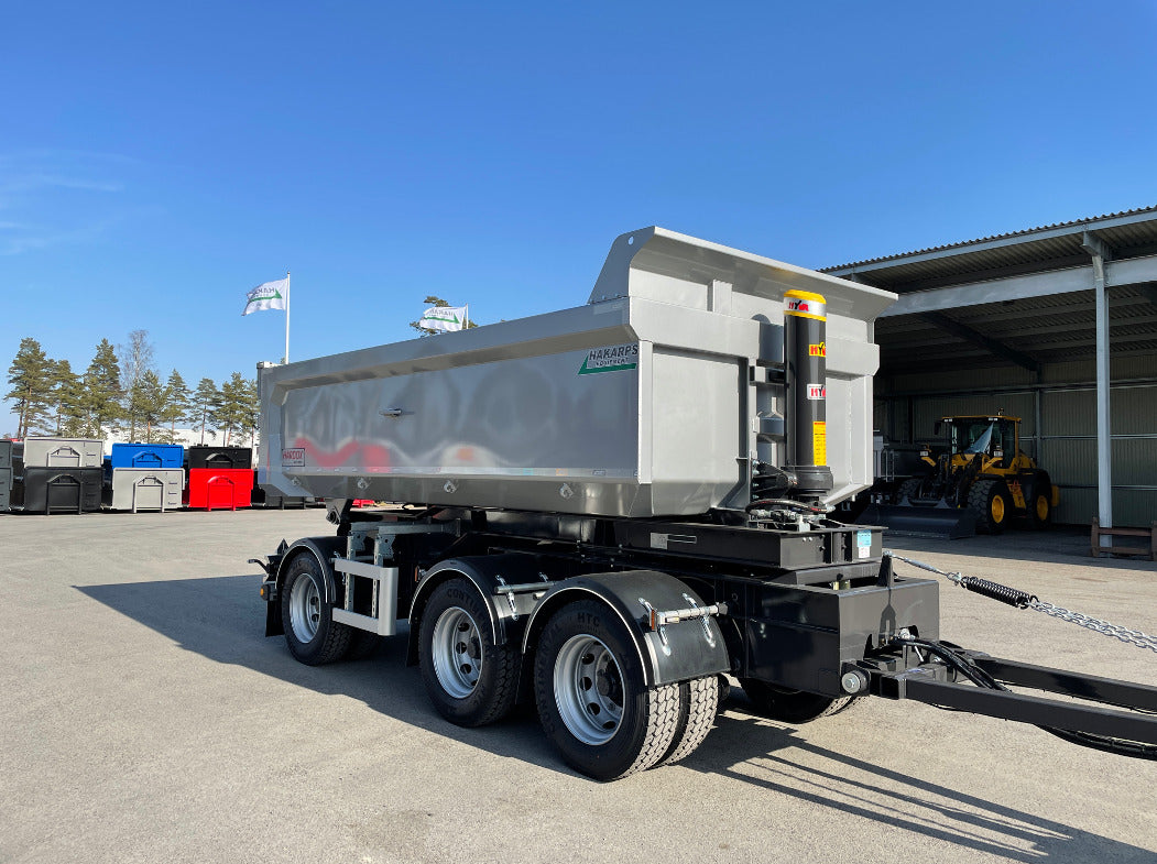 24 tons dumperkärra med låsbar vändkrans 2+1