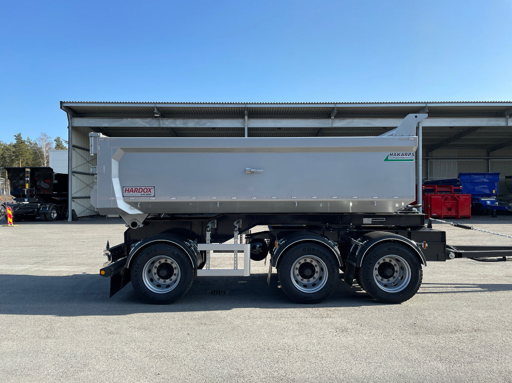 24 tons dumperkärra med låsbar vändkrans 2+1